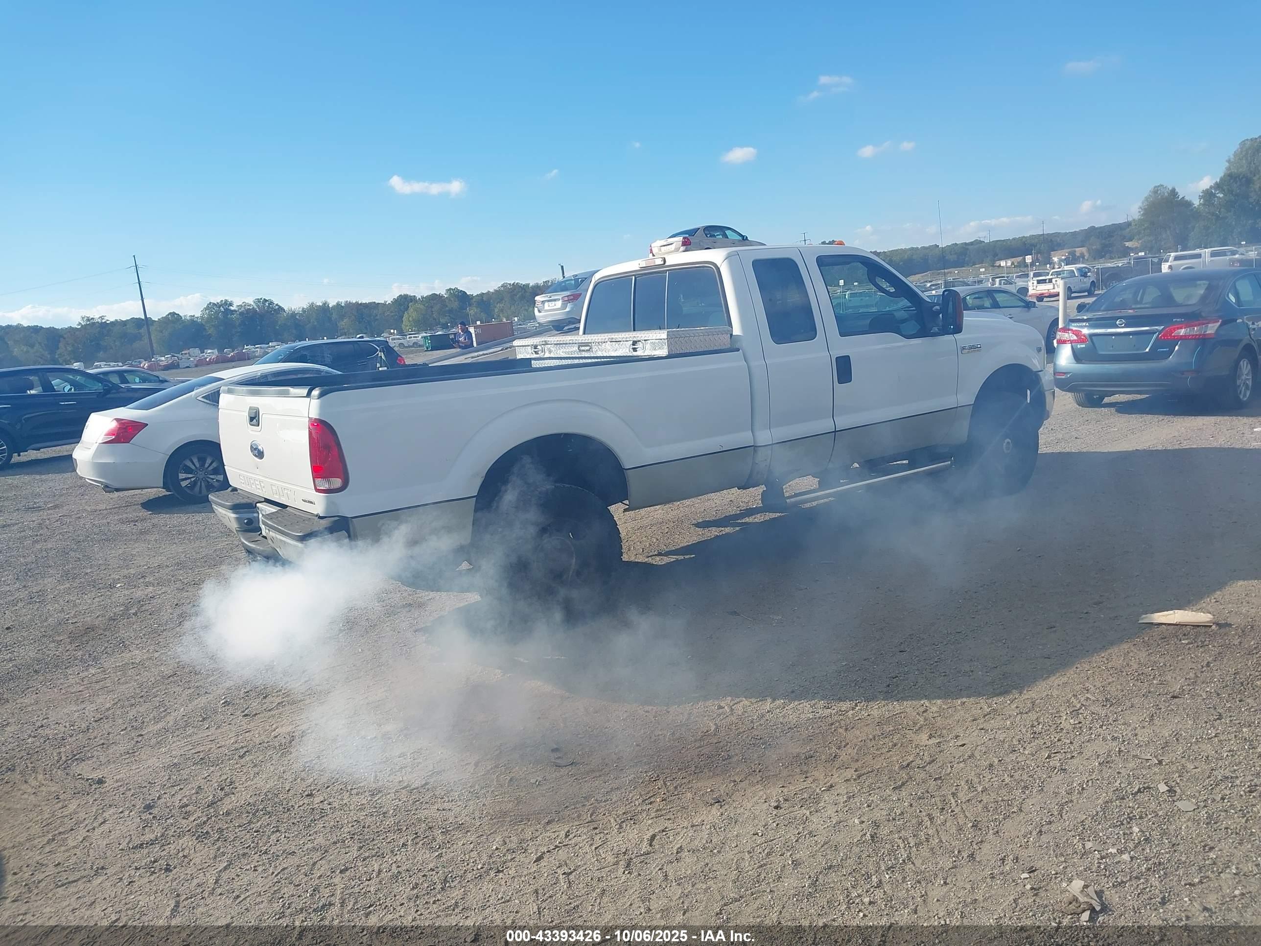 FORD F-350 image 4