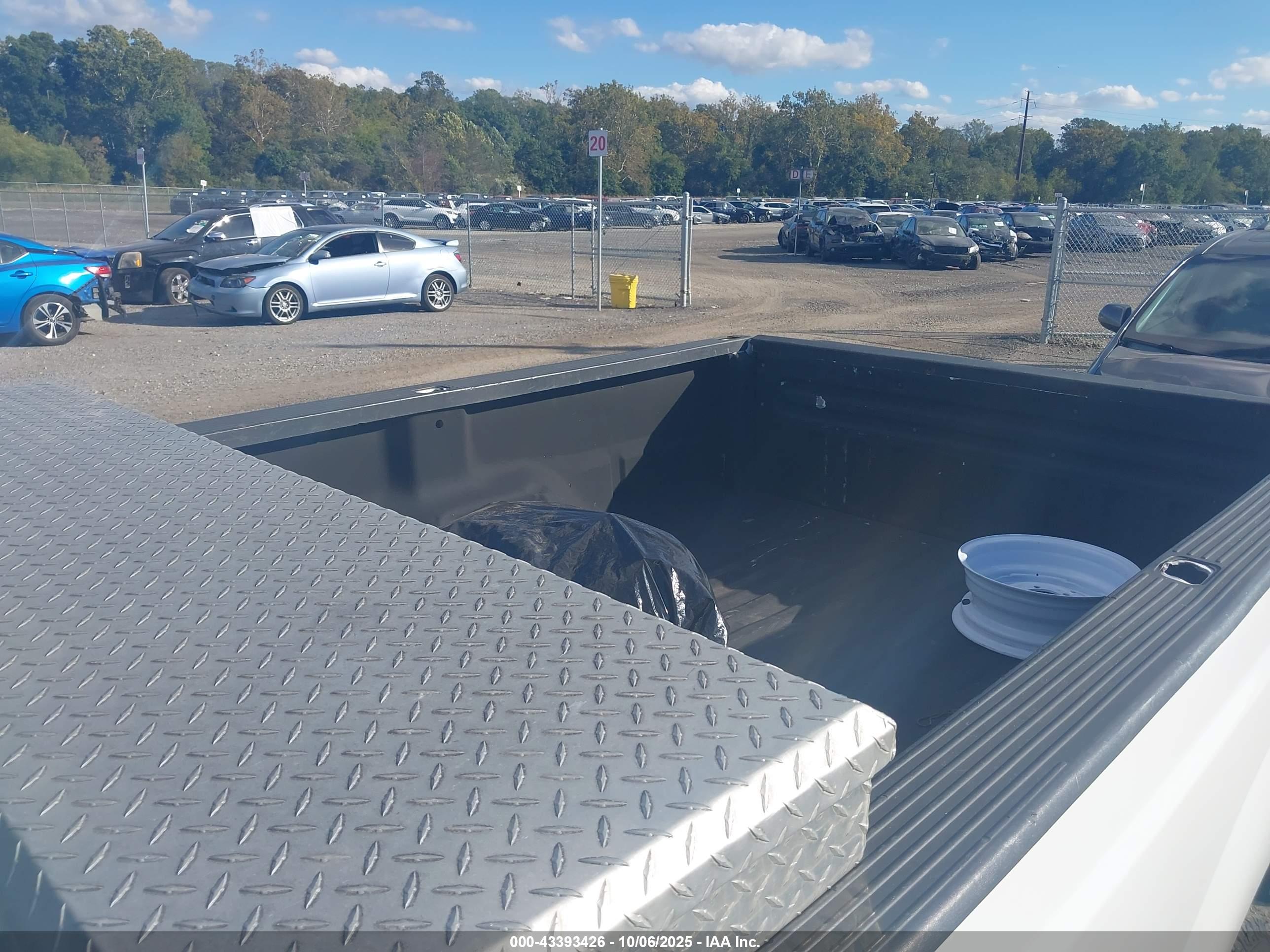 FORD F-350 image 7