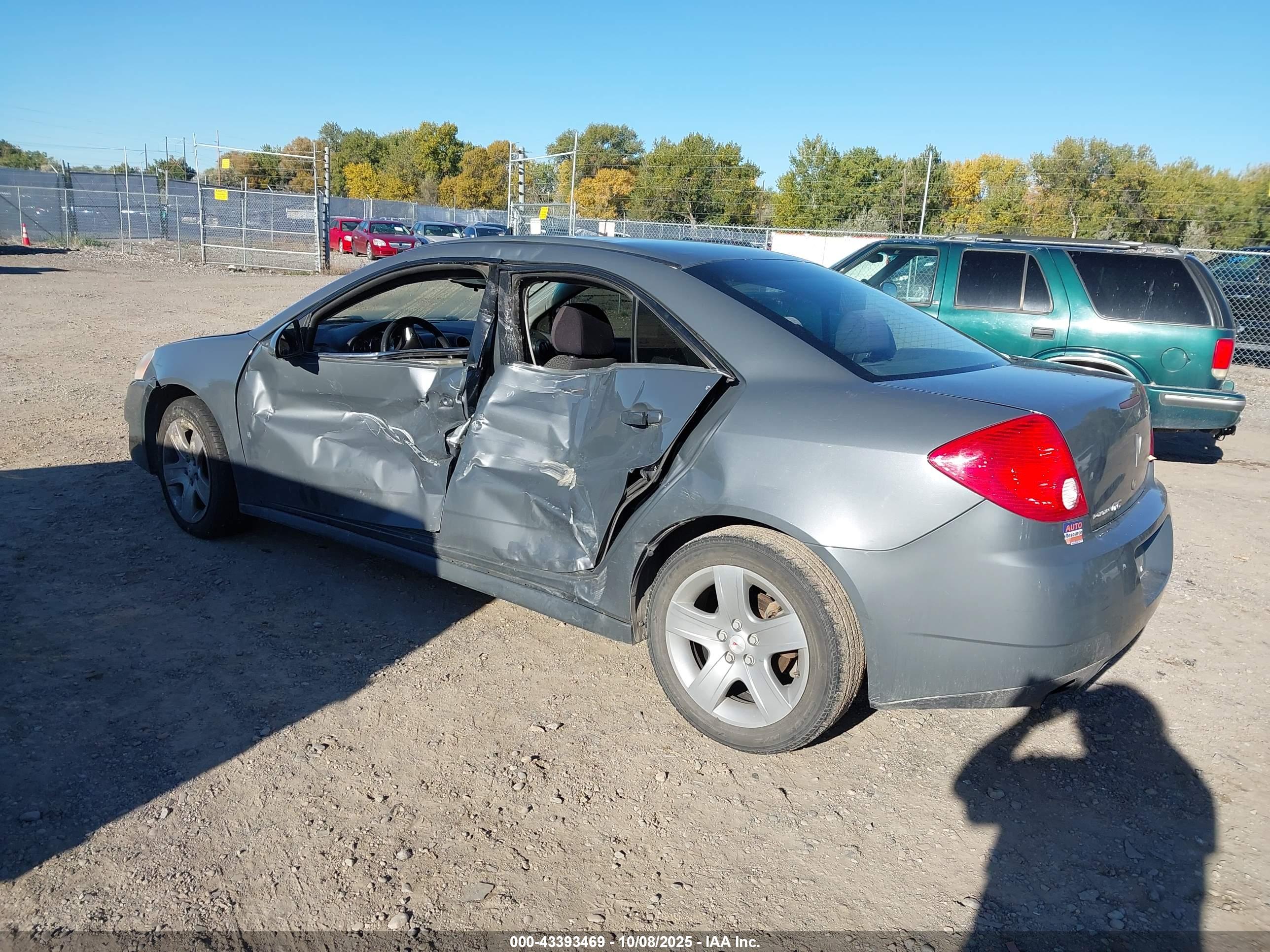 PONTIAC G6 image 3