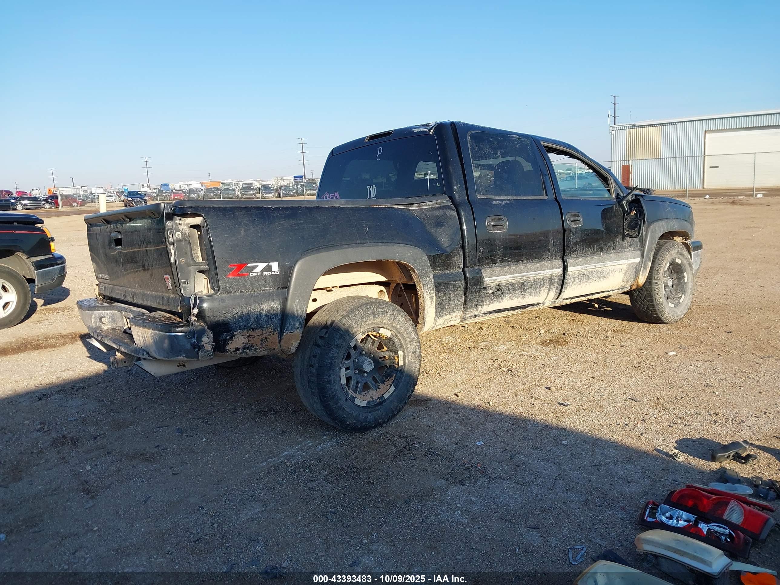 CHEVROLET SILVERADO image 4