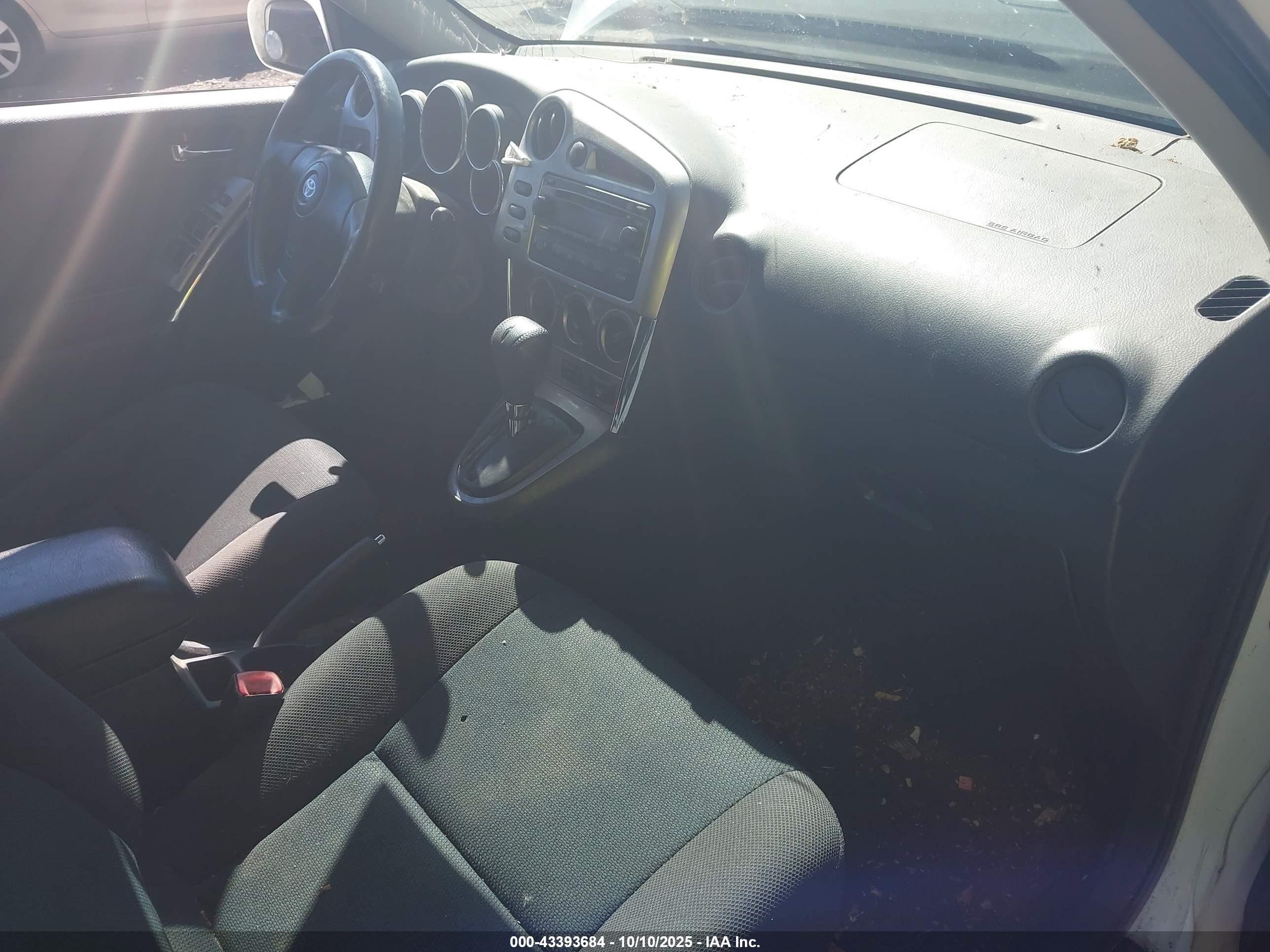 TOYOTA MATRIX image 5
