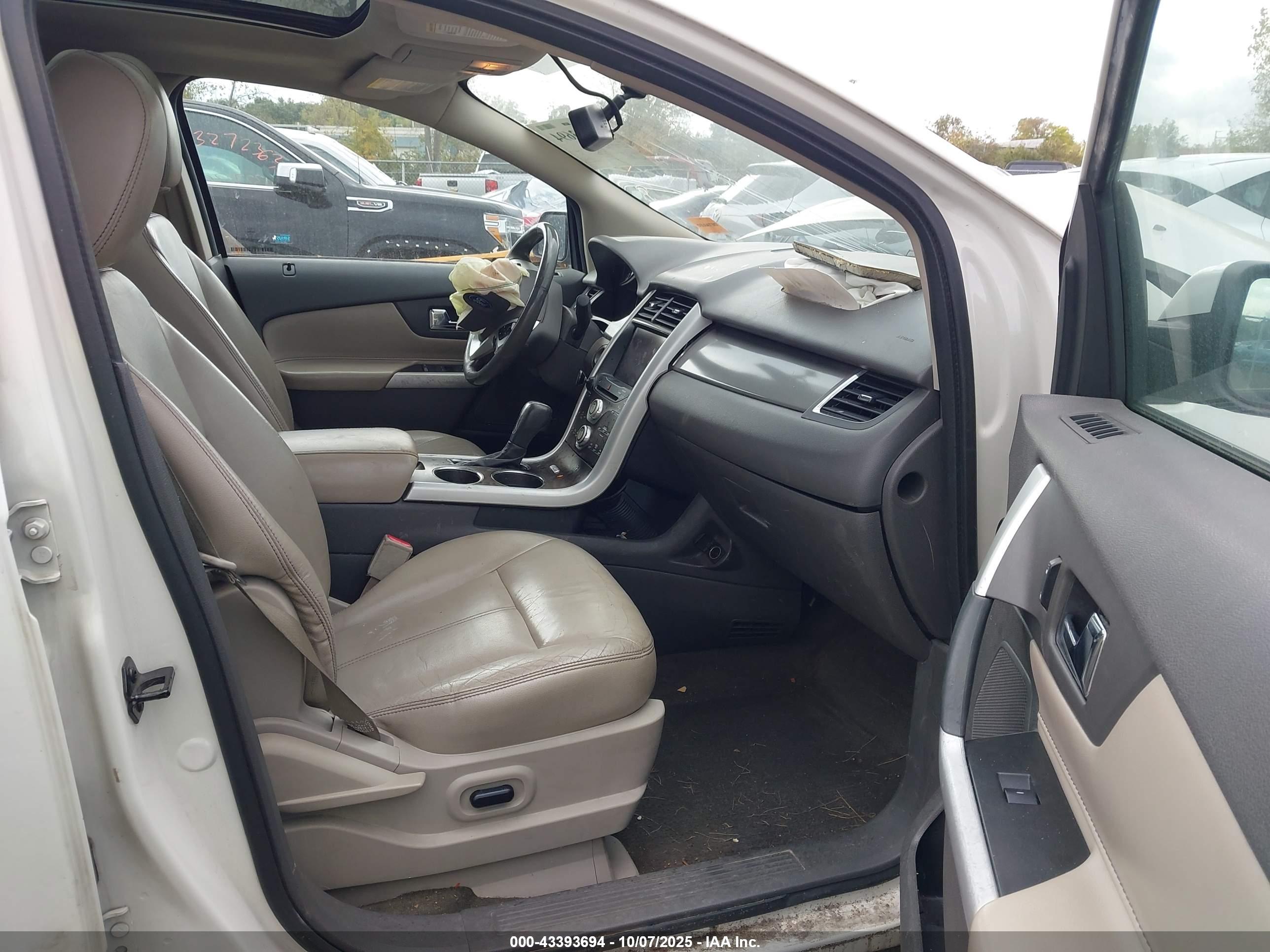 FORD EDGE image 5