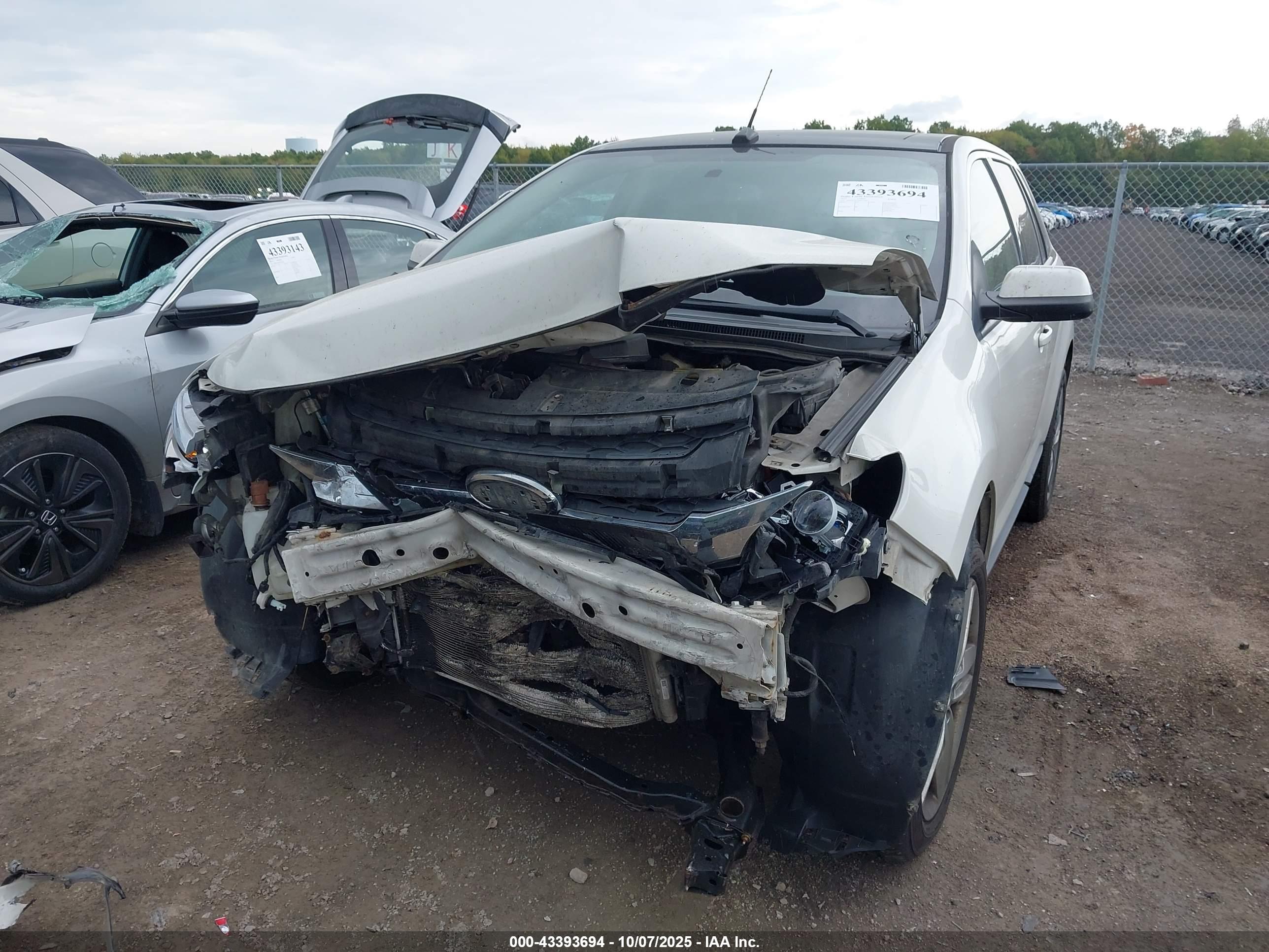 FORD EDGE image 6