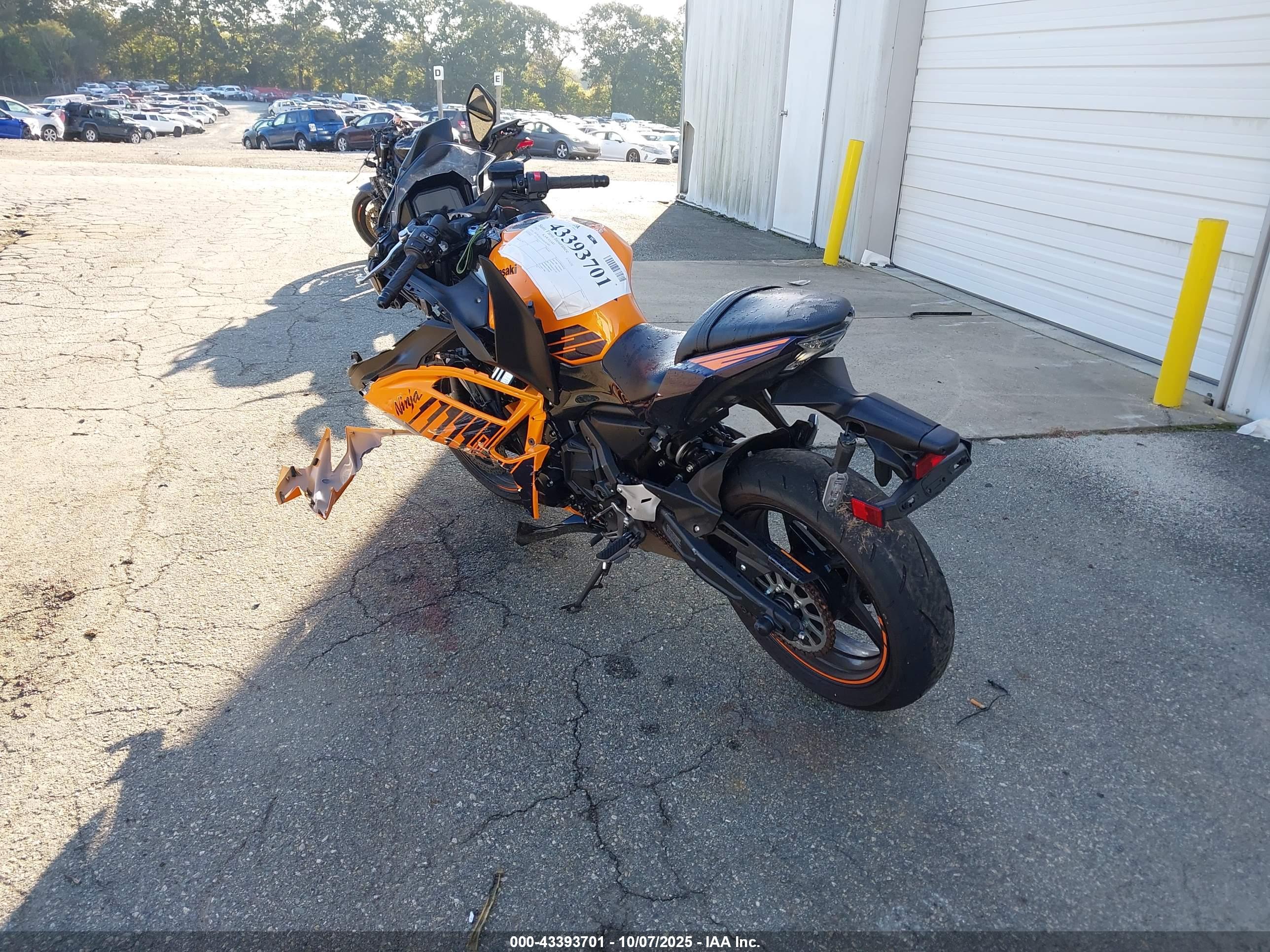 KAWASAKI EX650 image 3