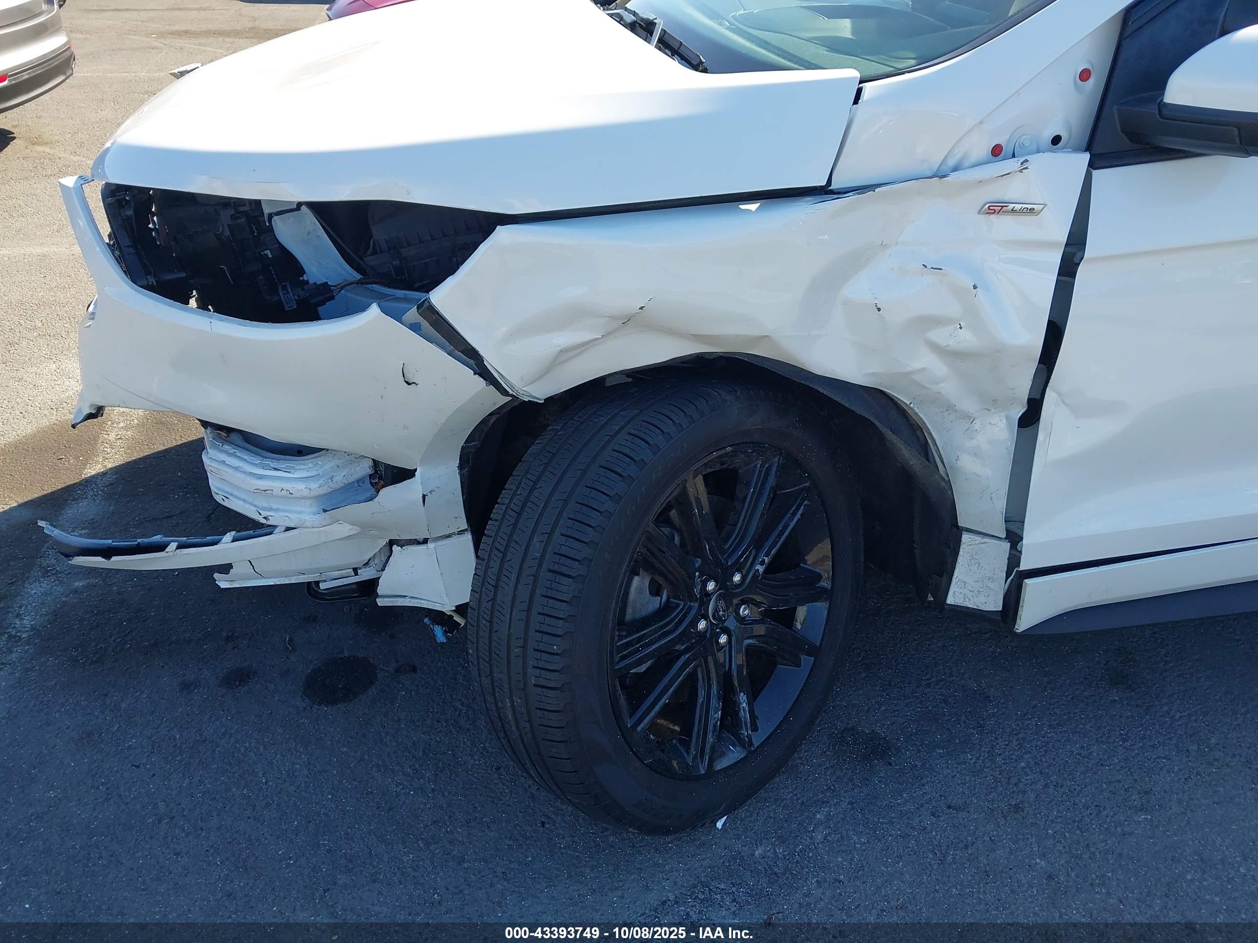 FORD EDGE image 6