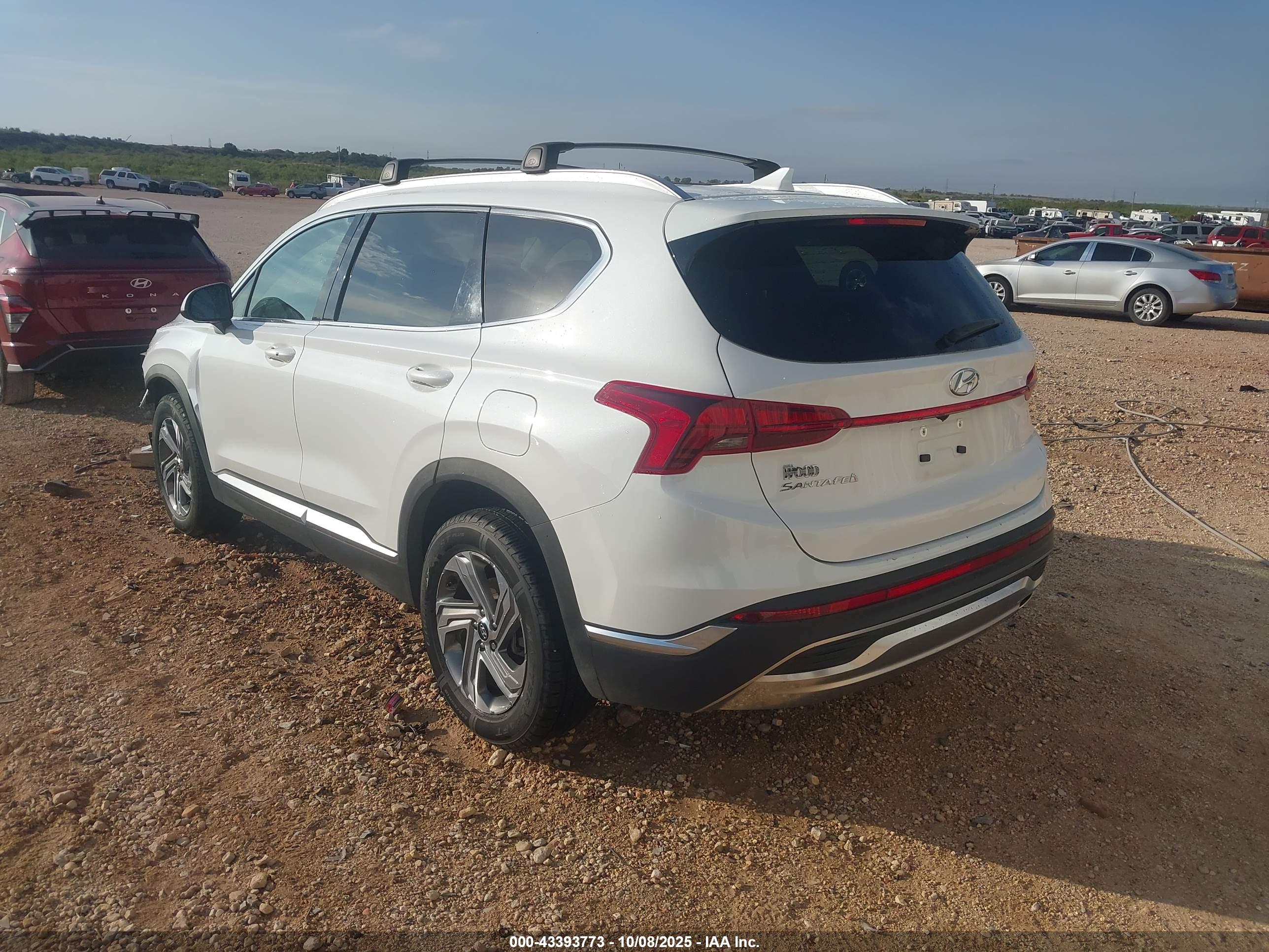 HYUNDAI SANTA image 3