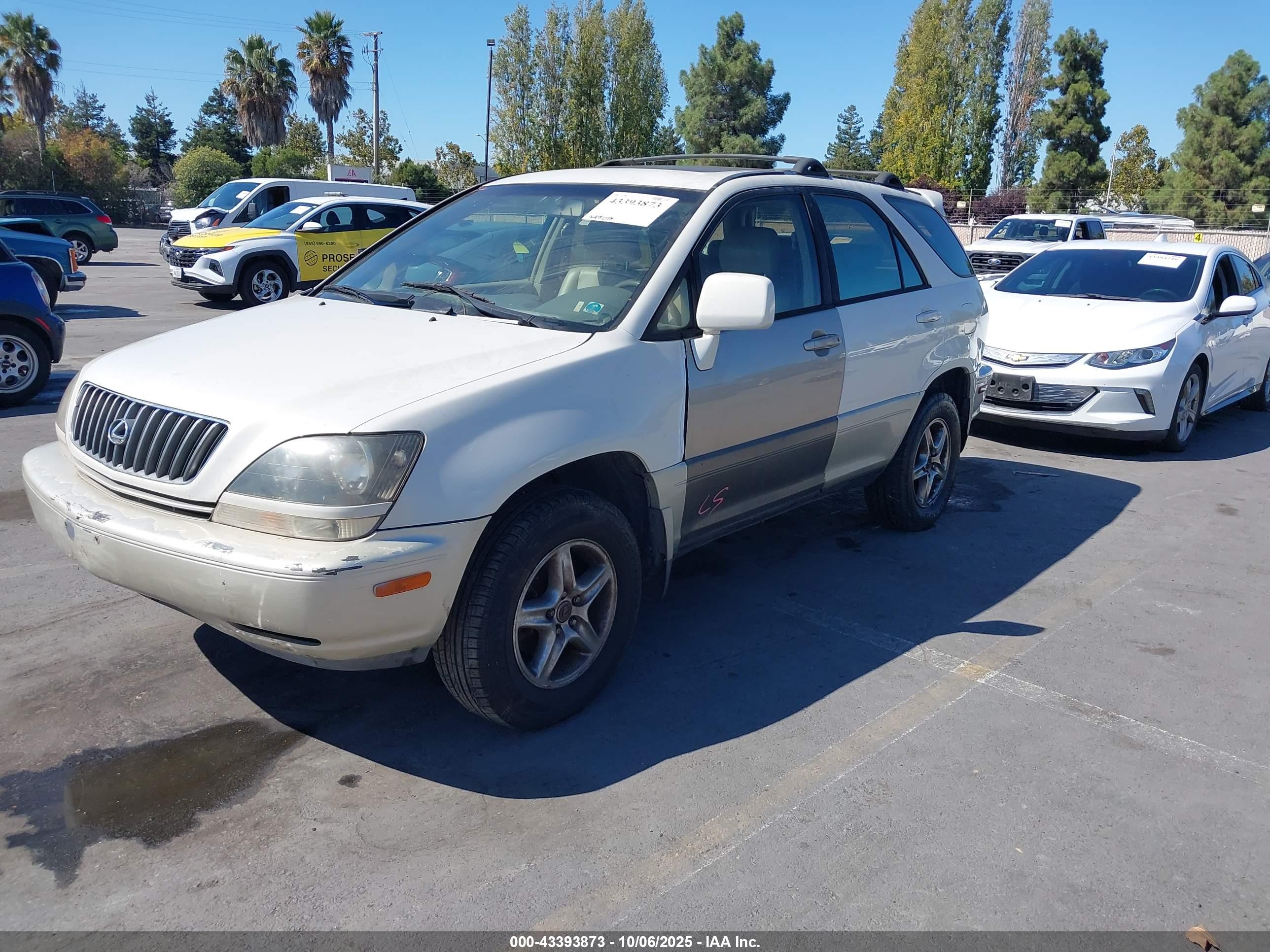 LEXUS RX image 2