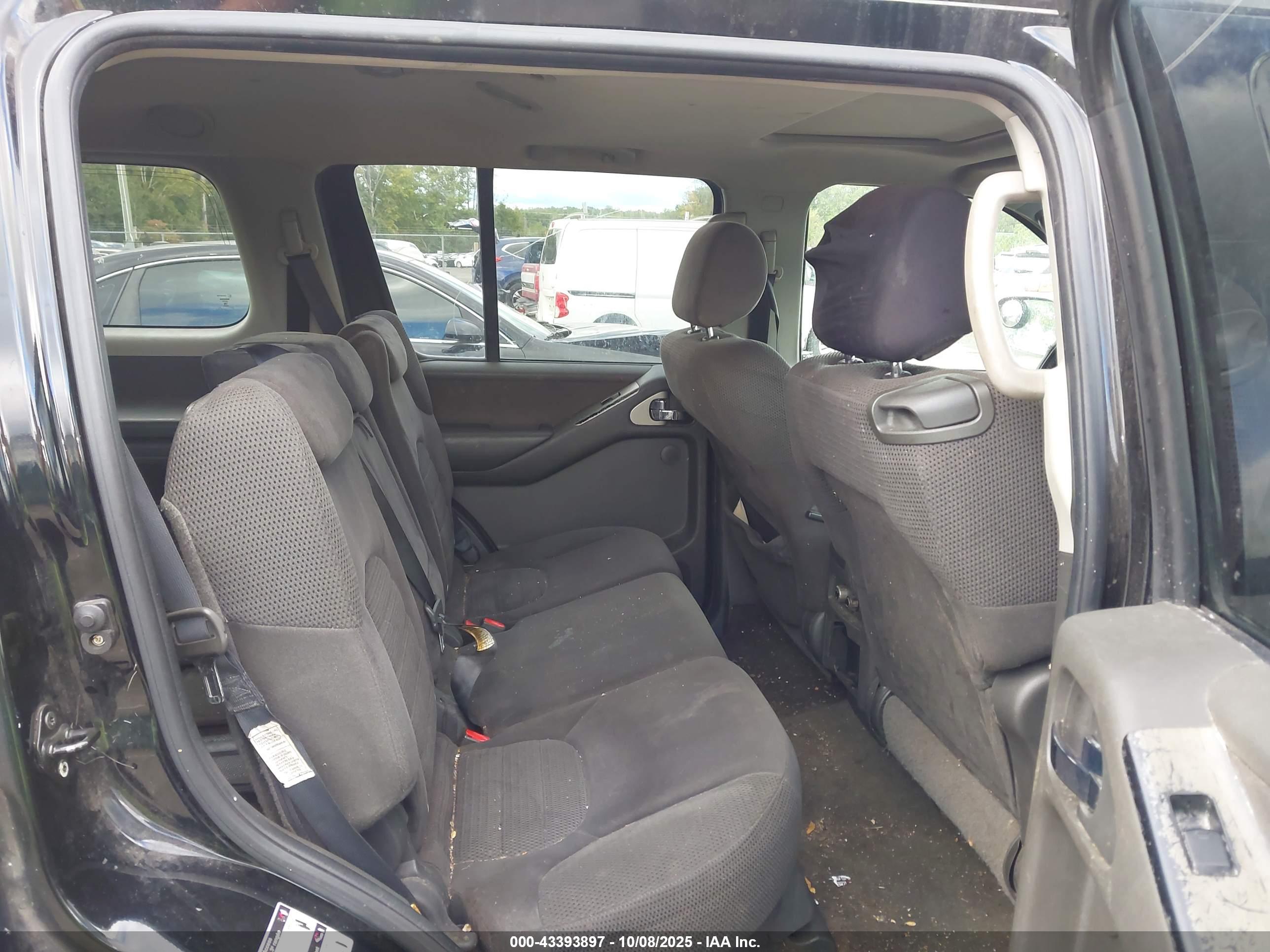 NISSAN PATHFINDER image 8