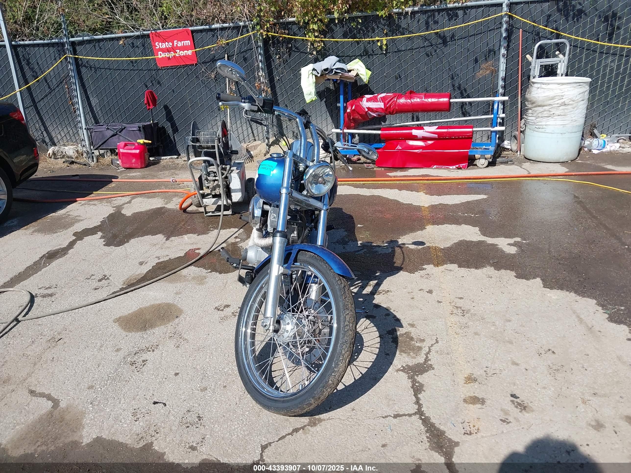 HARLEY-DAVIDSON FXSTI image 5