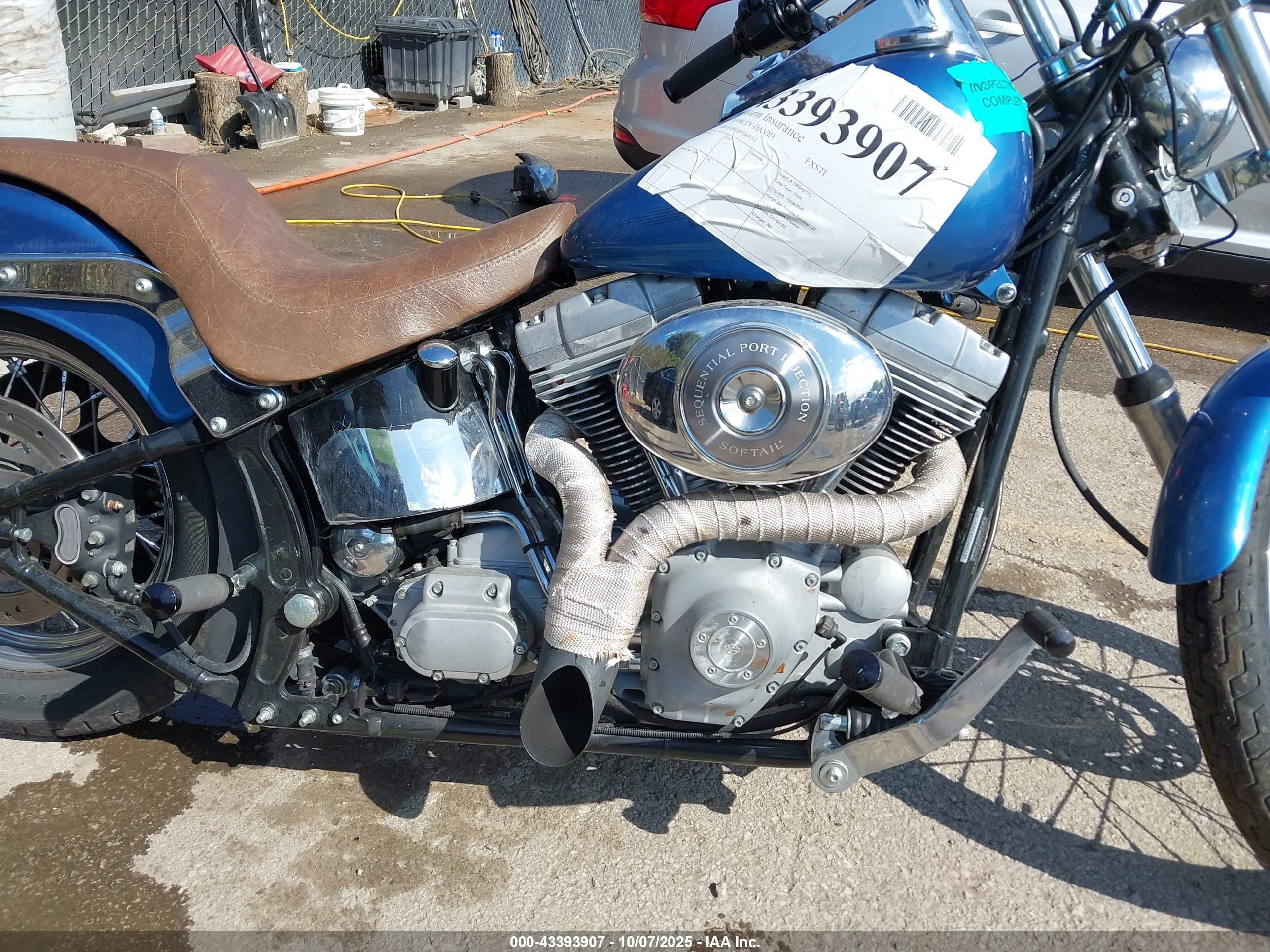 HARLEY-DAVIDSON FXSTI image 8