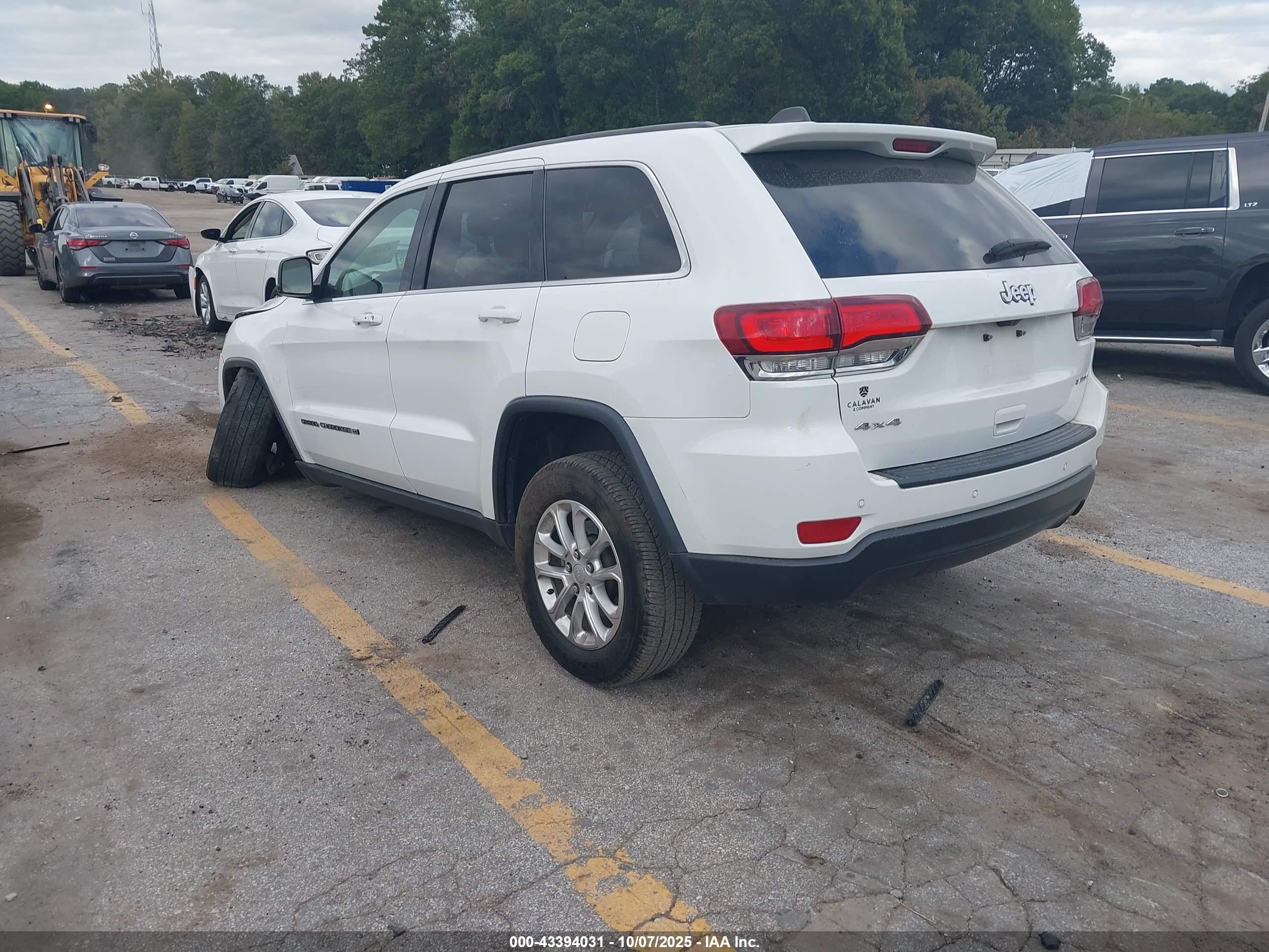 JEEP GRAND image 3