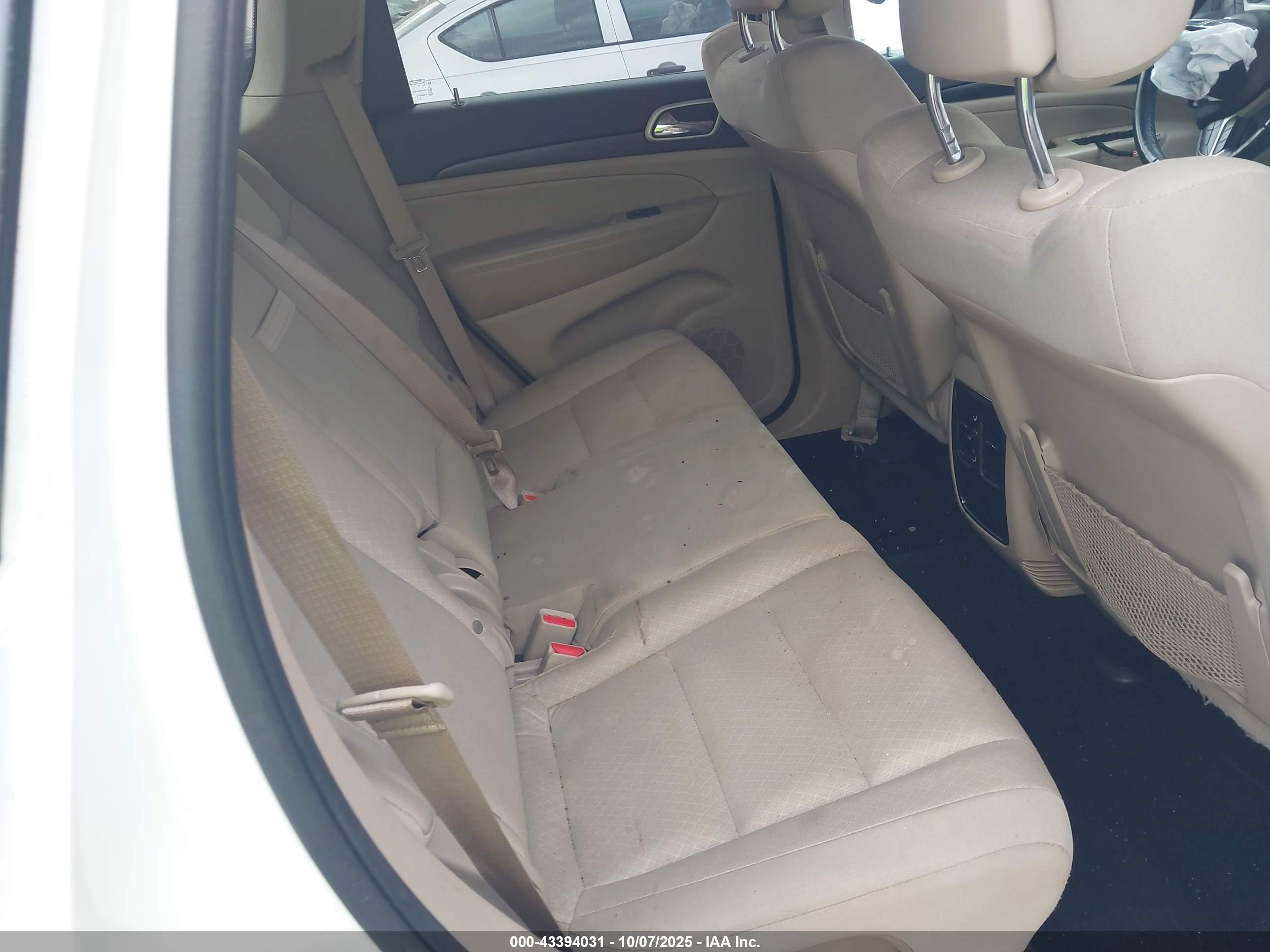 JEEP GRAND image 8