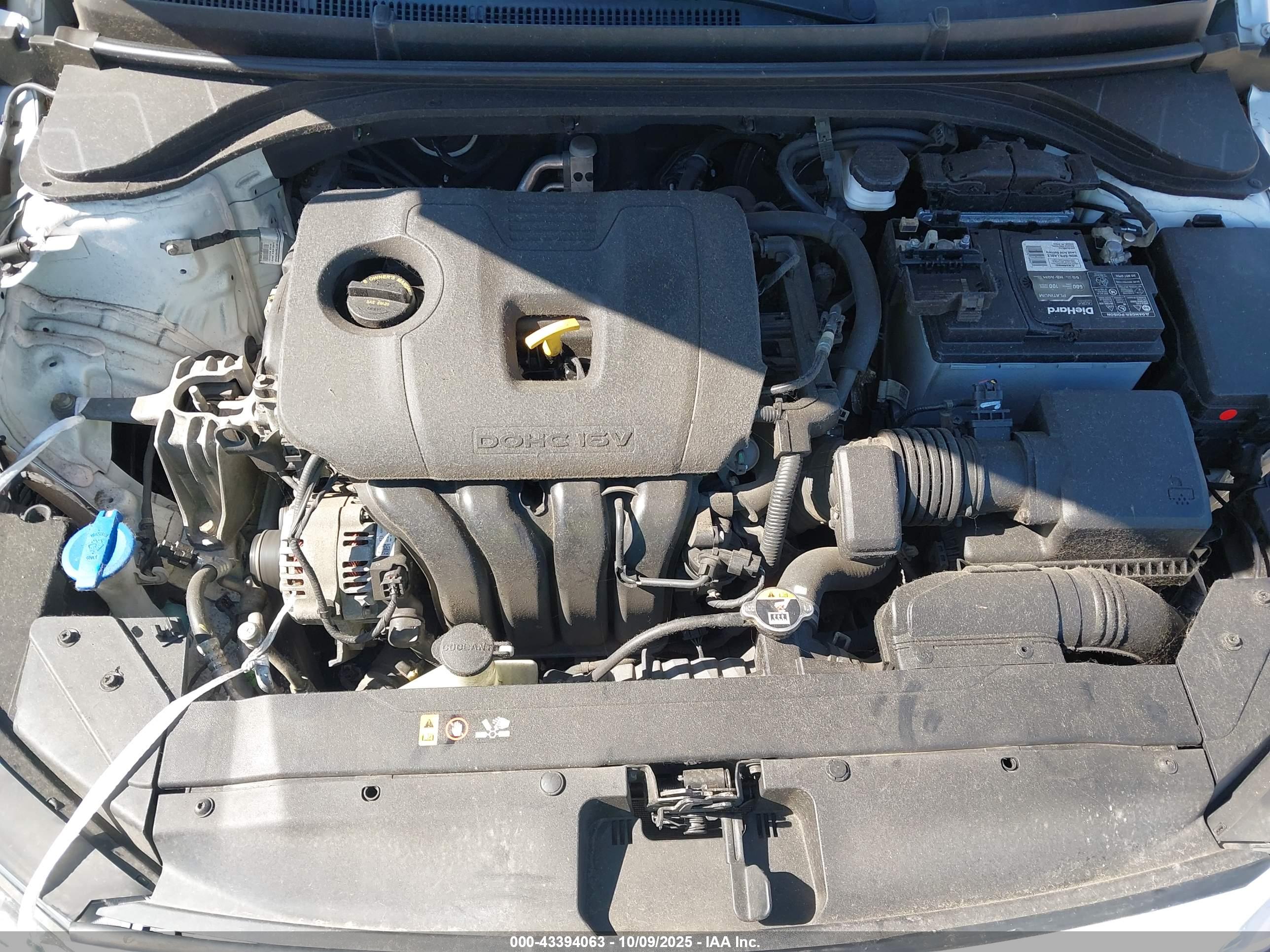 HYUNDAI ELANTRA image 10