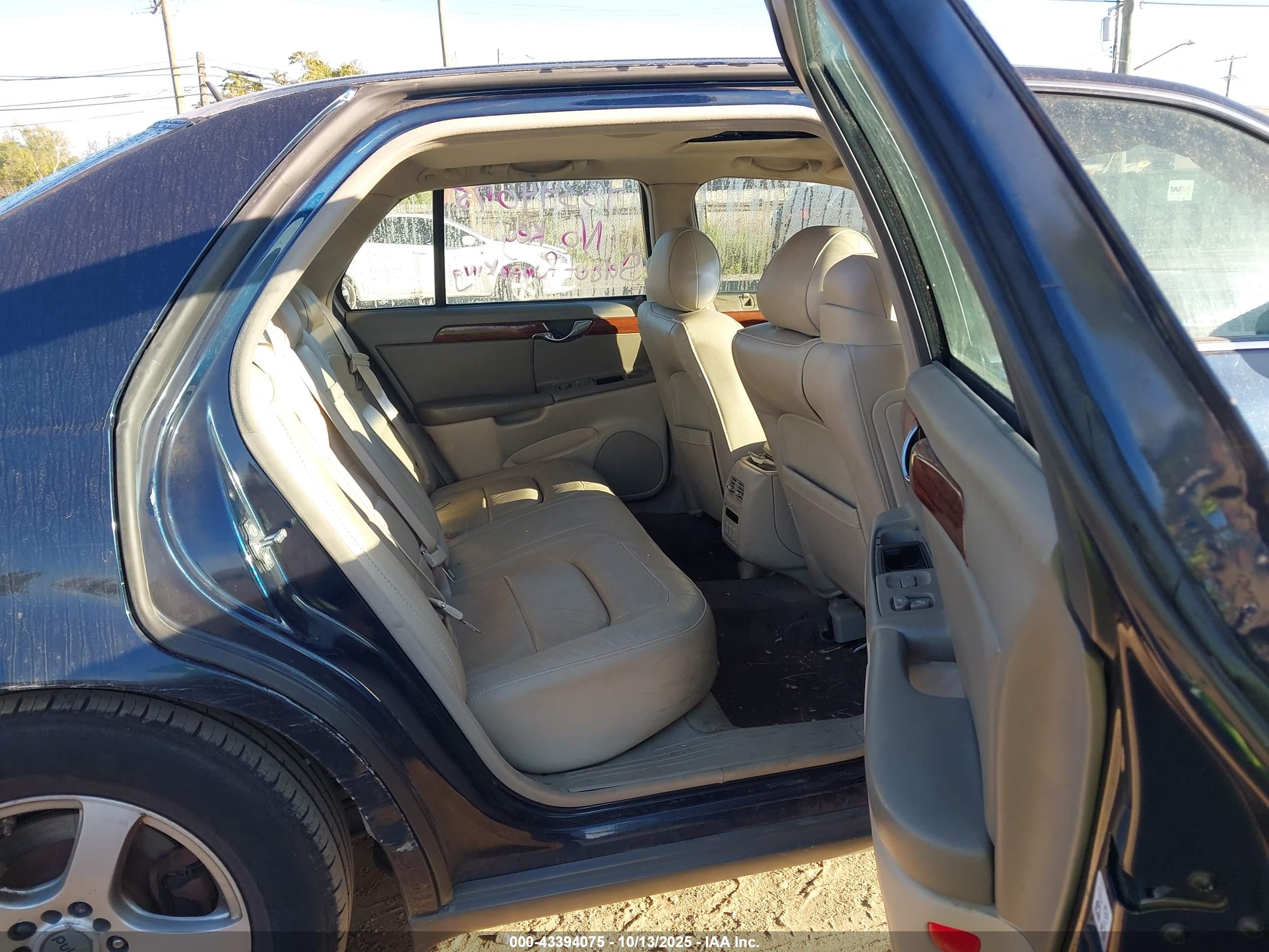 CADILLAC DEVILLE image 8