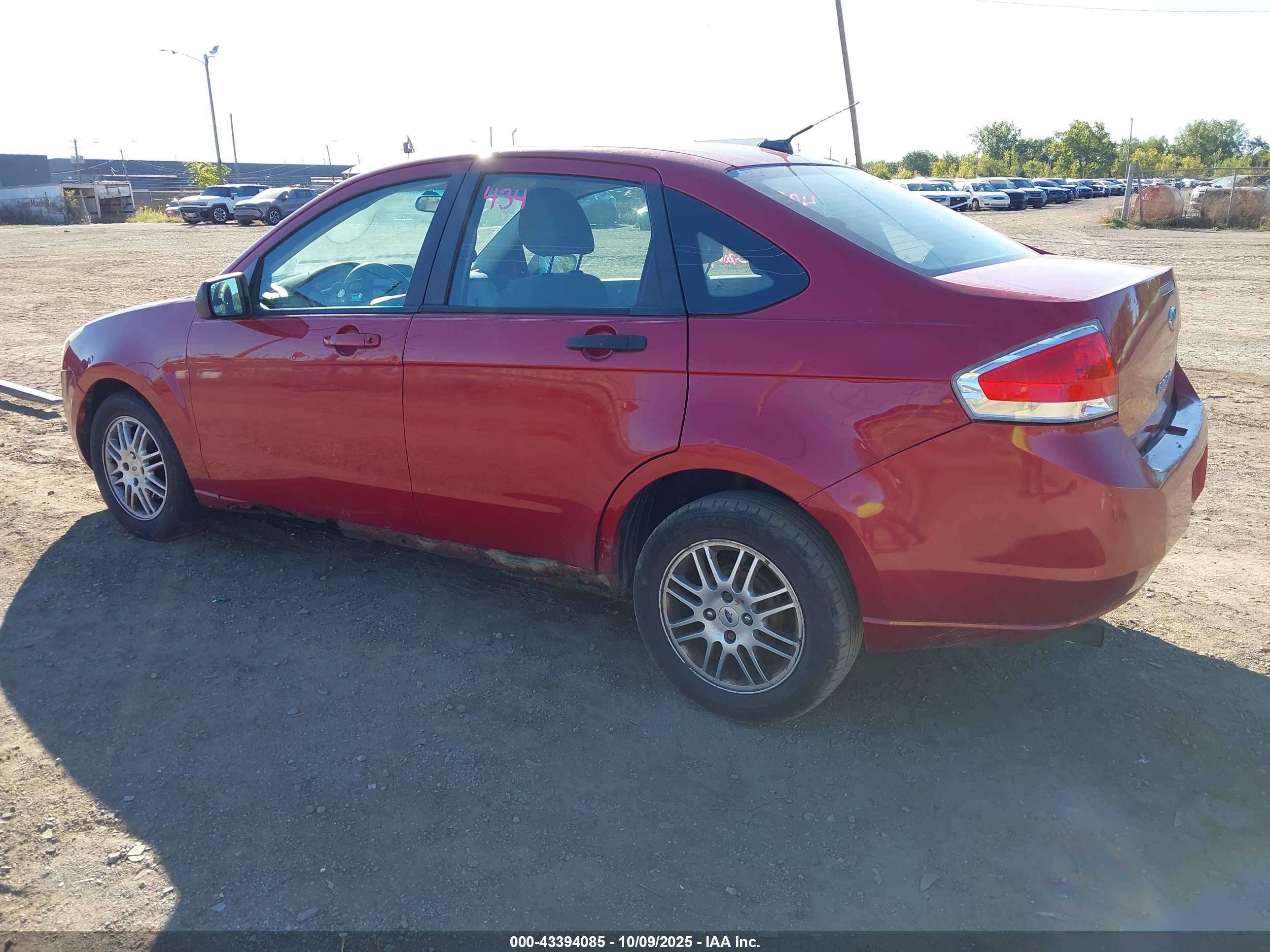 FORD FOCUS image 3