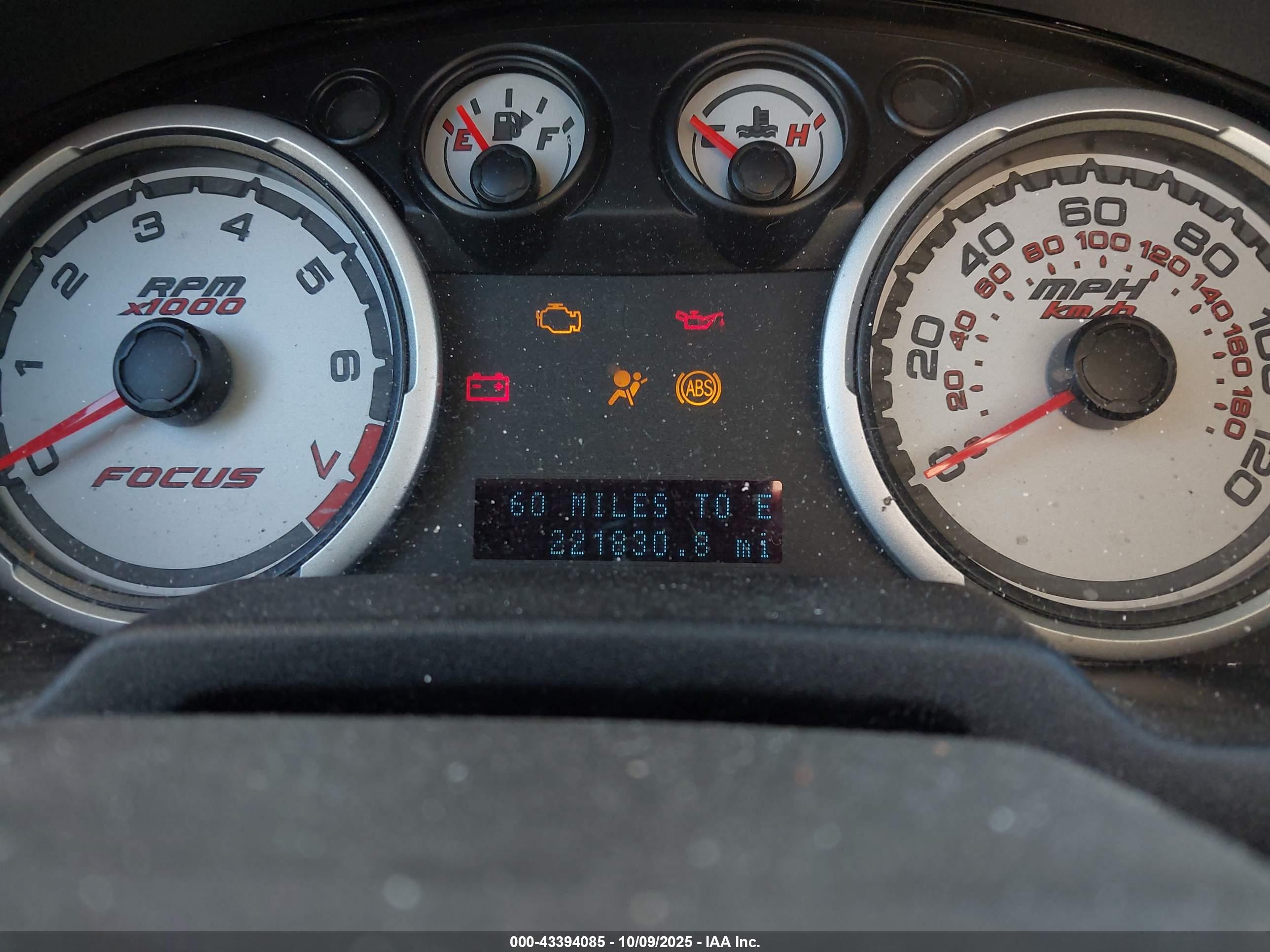 FORD FOCUS image 7