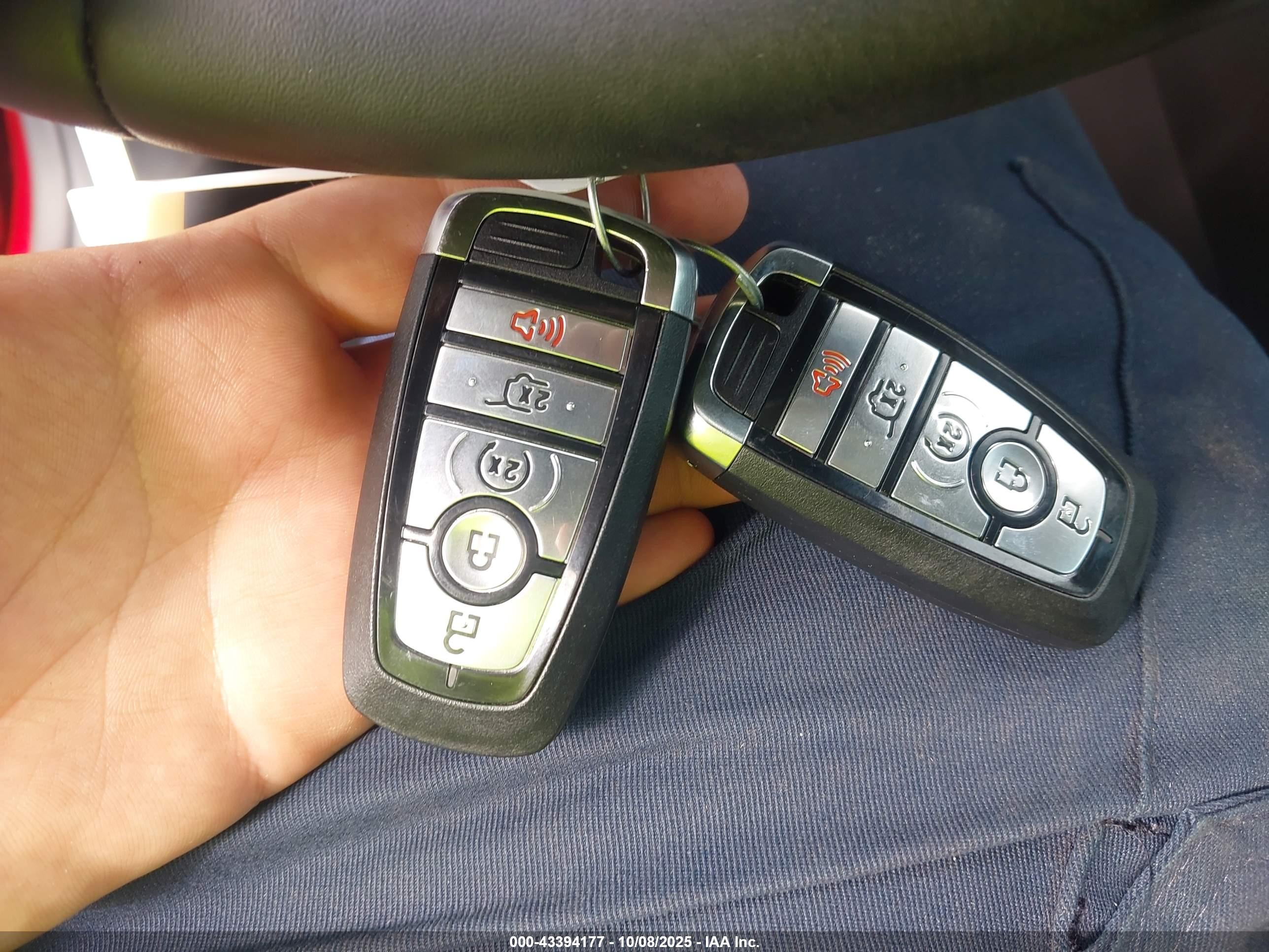 FORD ESCAPE image 11
