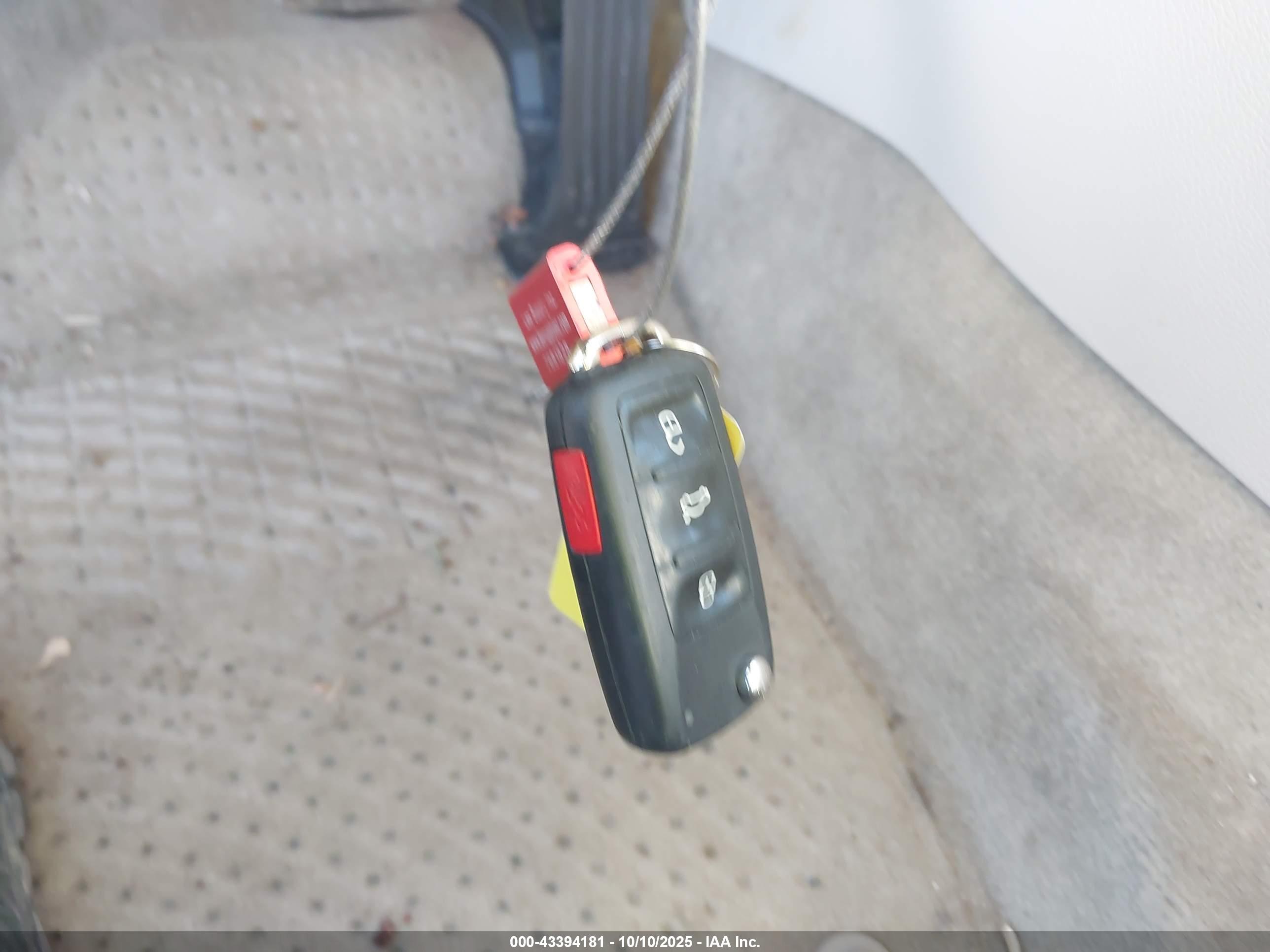 VOLKSWAGEN PASSAT image 11