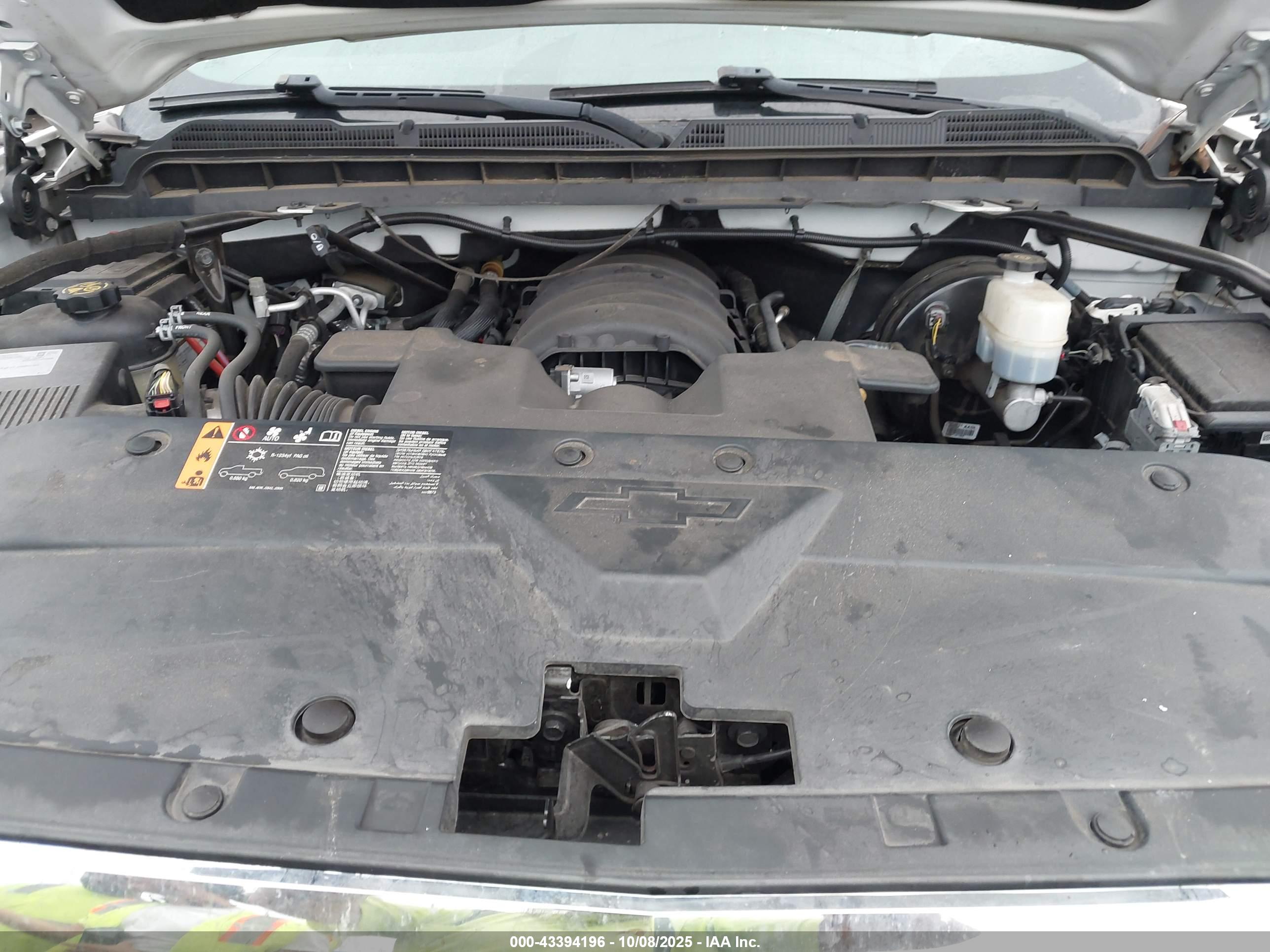 CHEVROLET SILVERADO image 10
