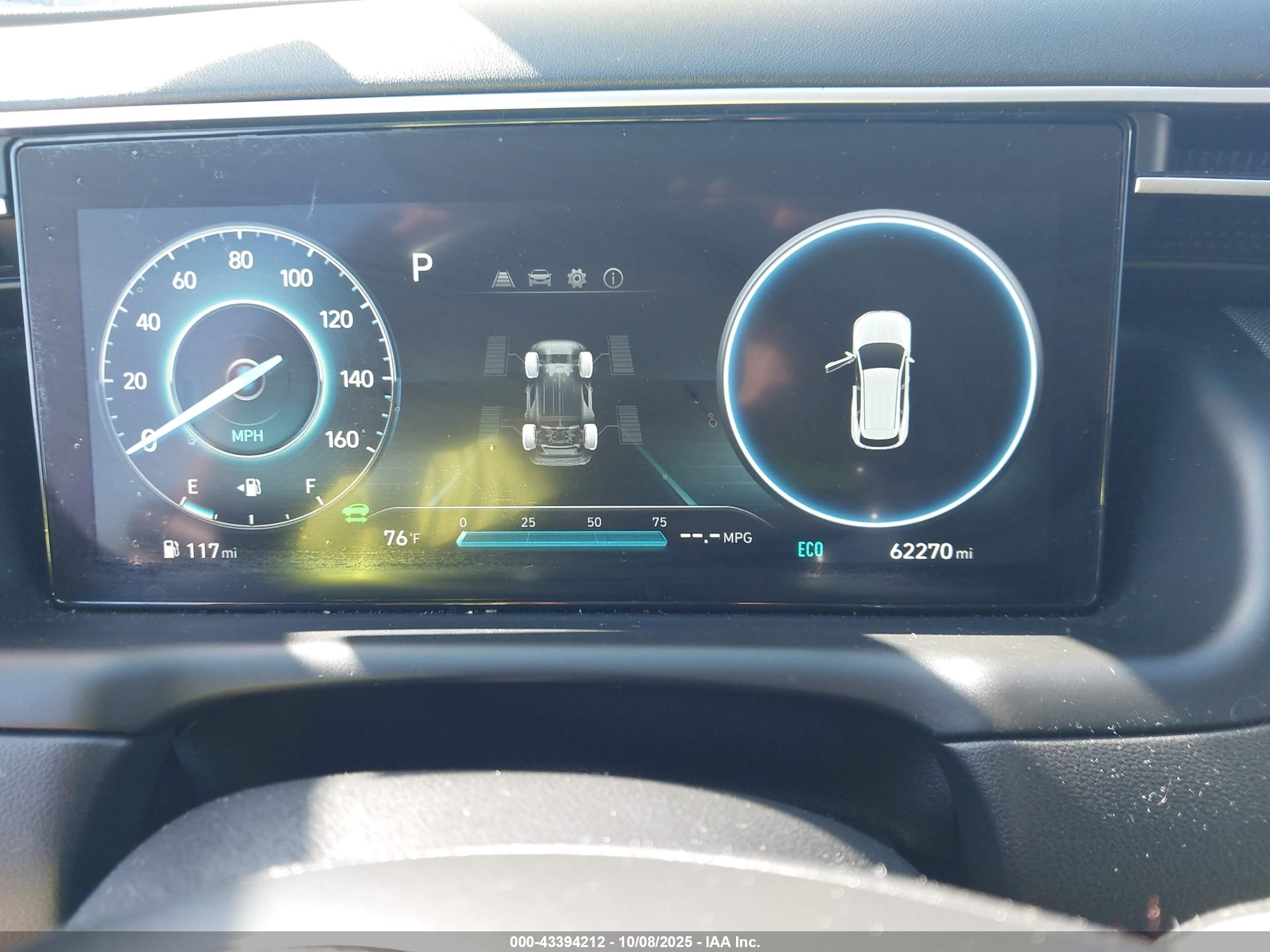HYUNDAI TUCSON image 7