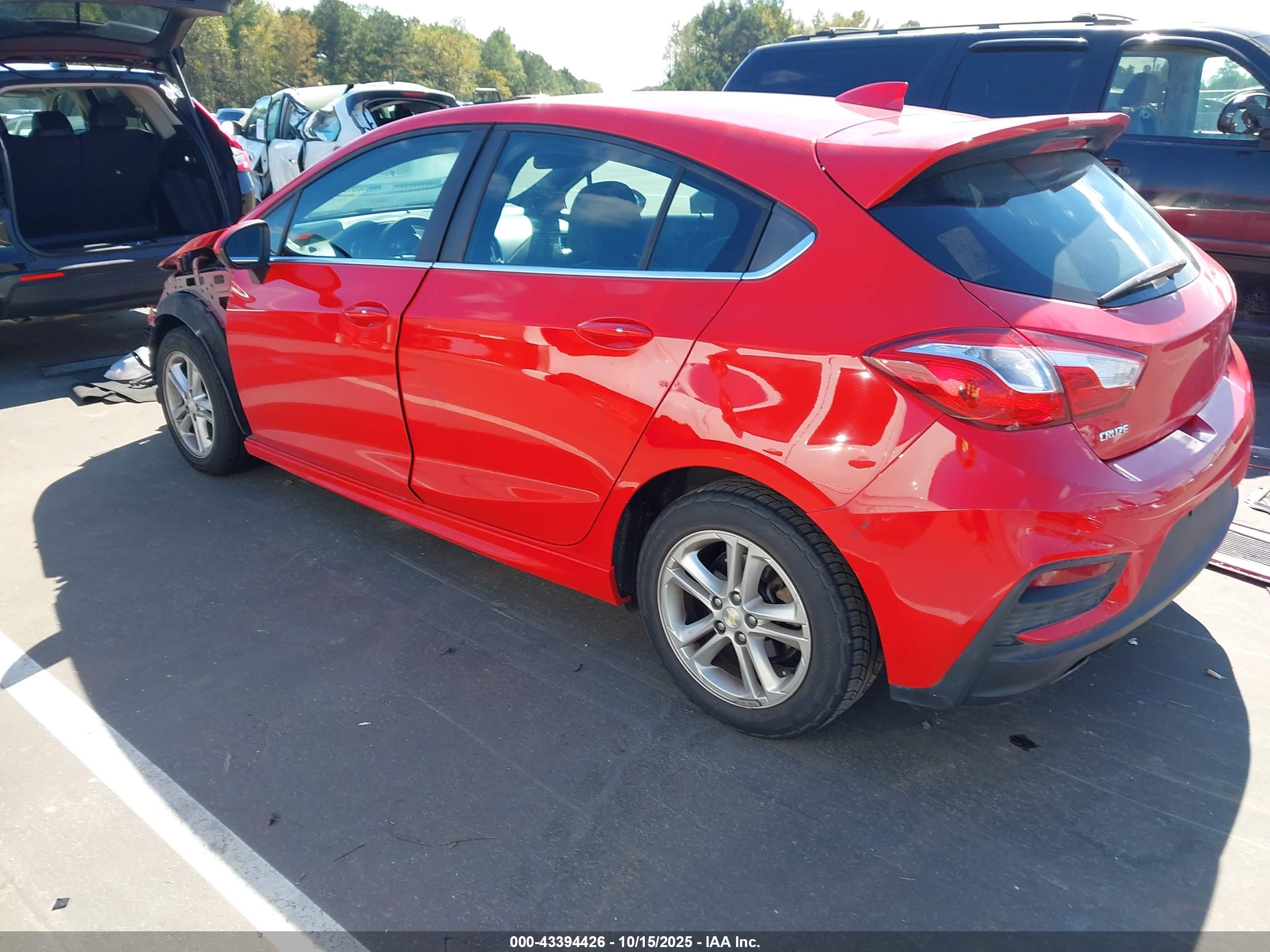 CHEVROLET CRUZE image 3