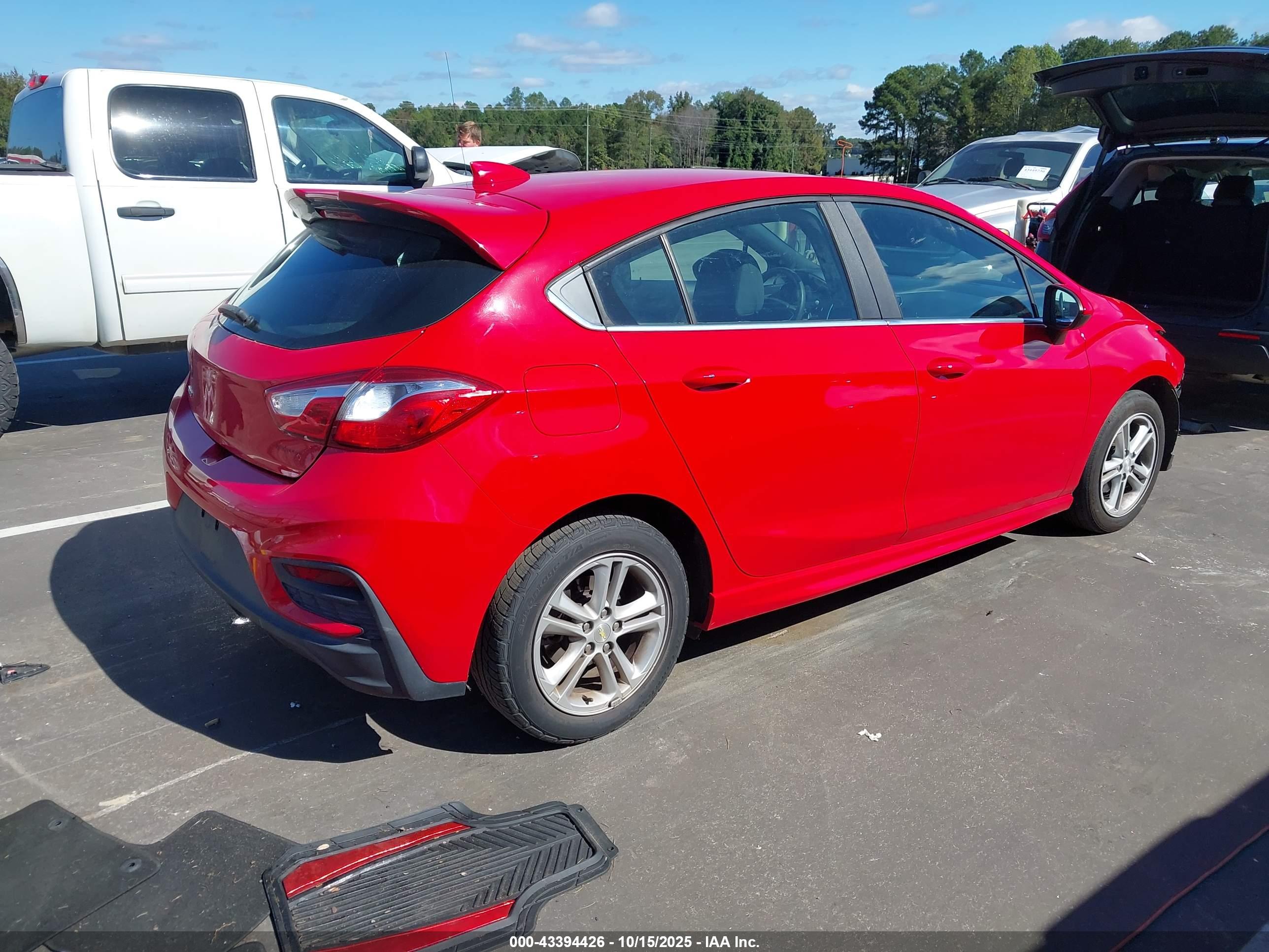 CHEVROLET CRUZE image 4