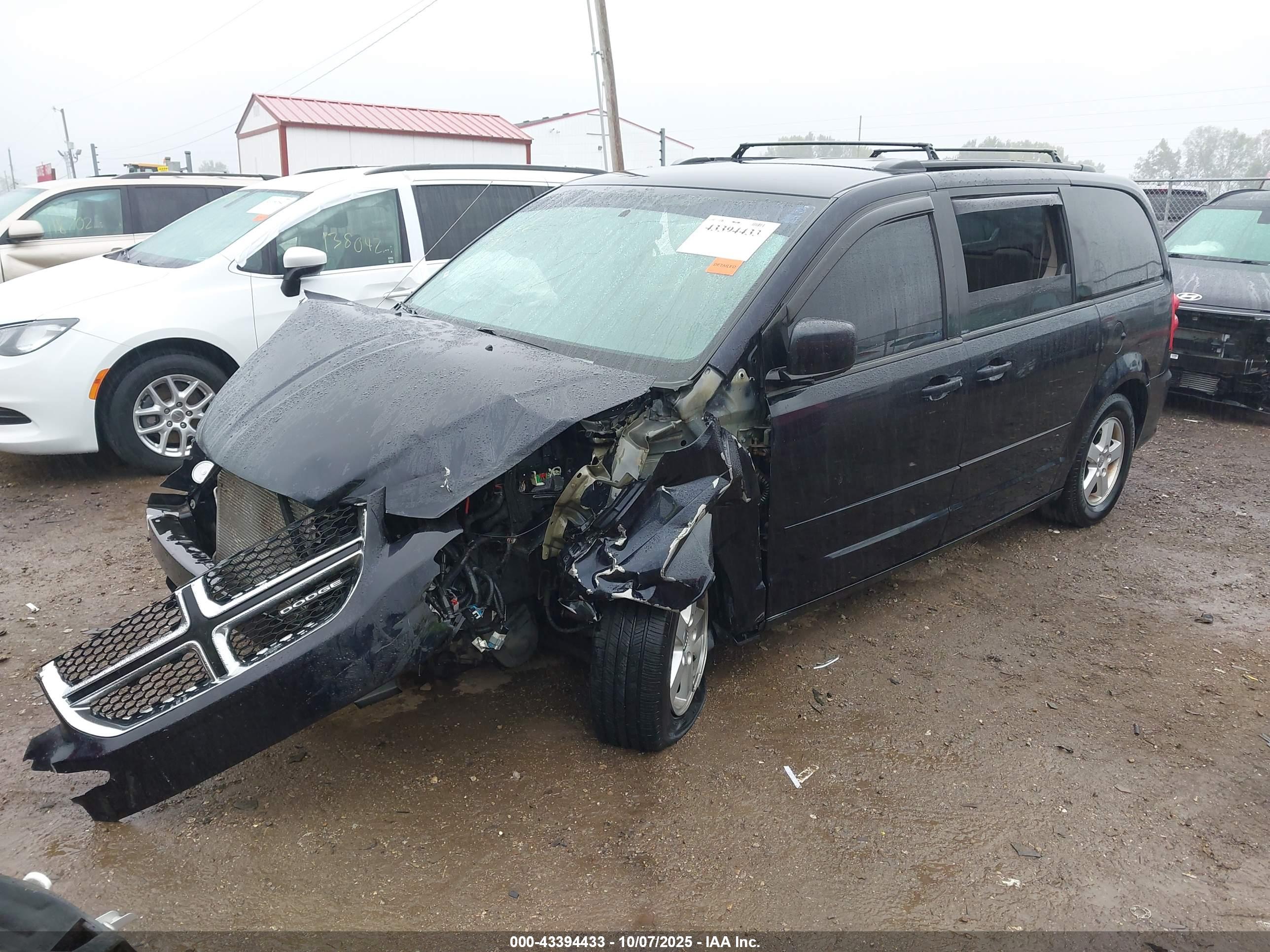 DODGE GRAND image 2