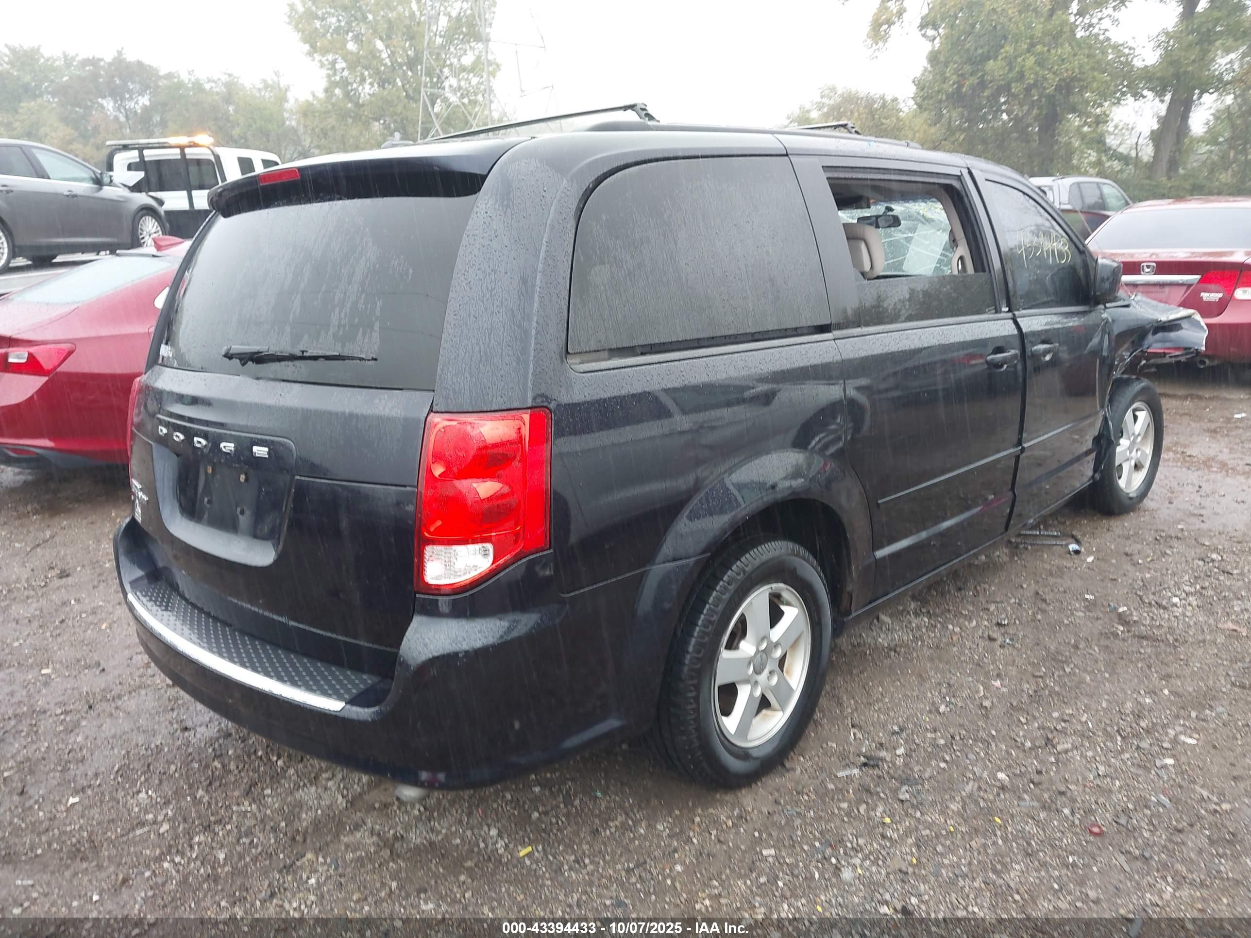 DODGE GRAND image 4