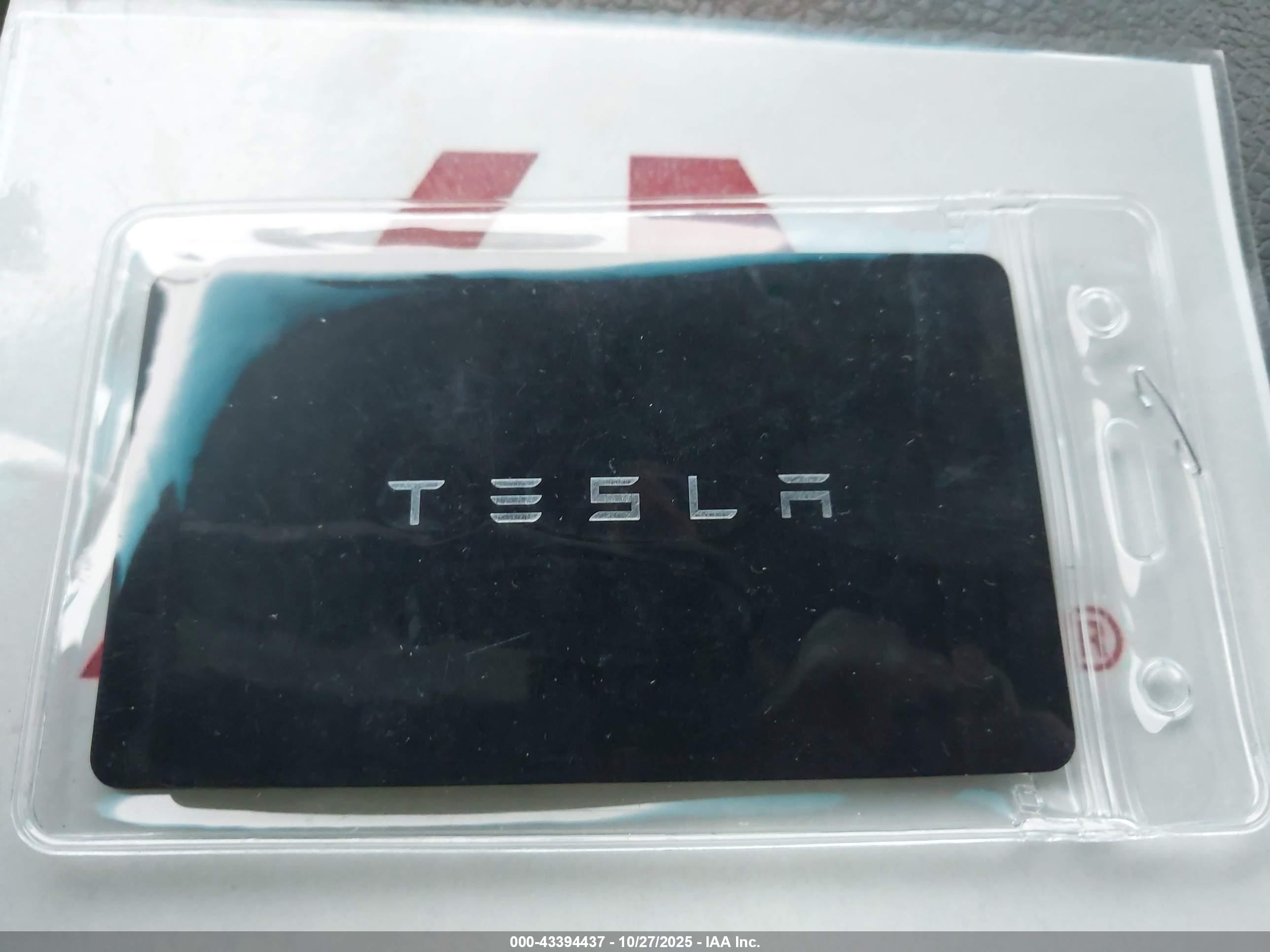TESLA MODEL image 11