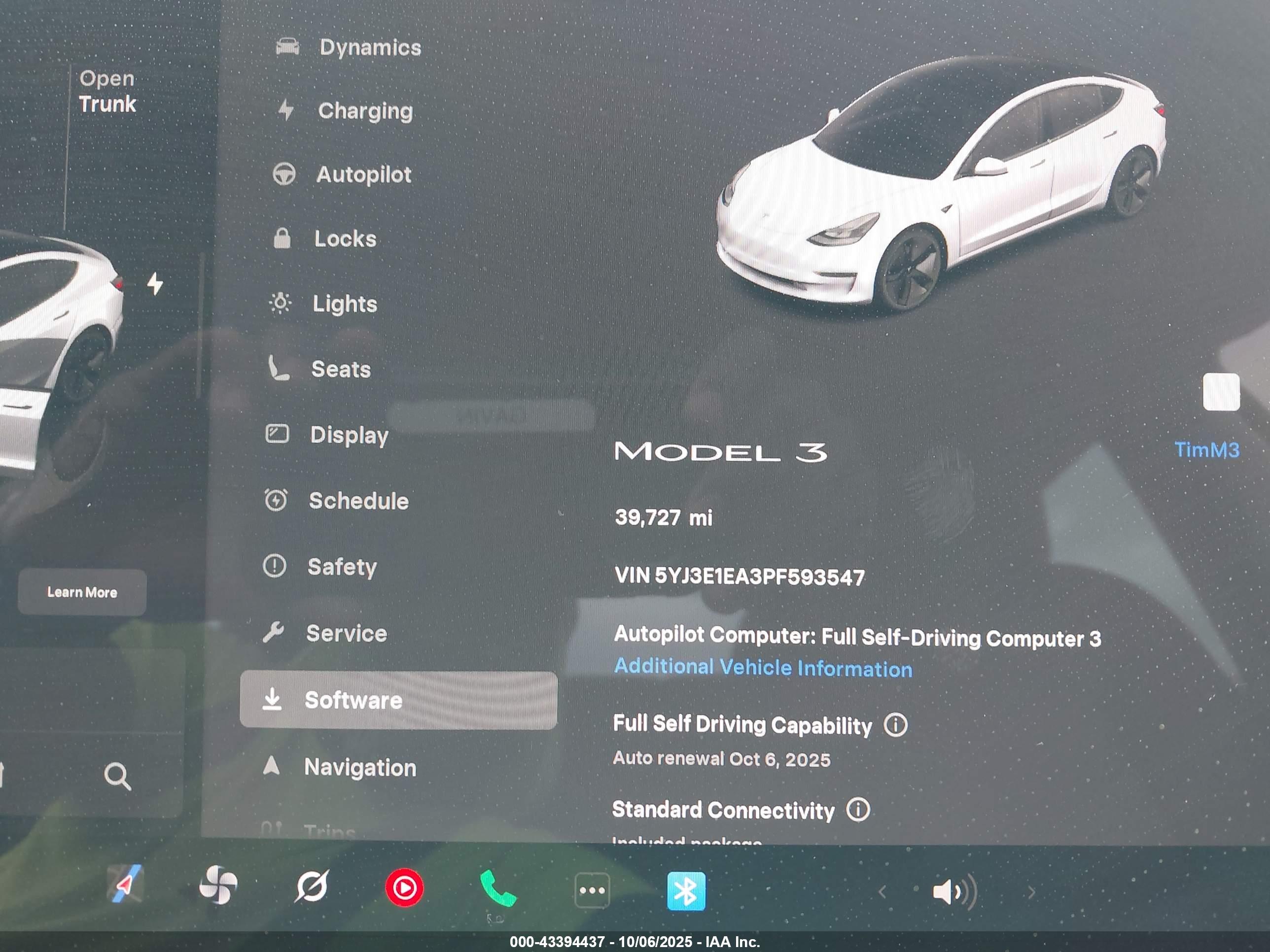 TESLA MODEL image 7