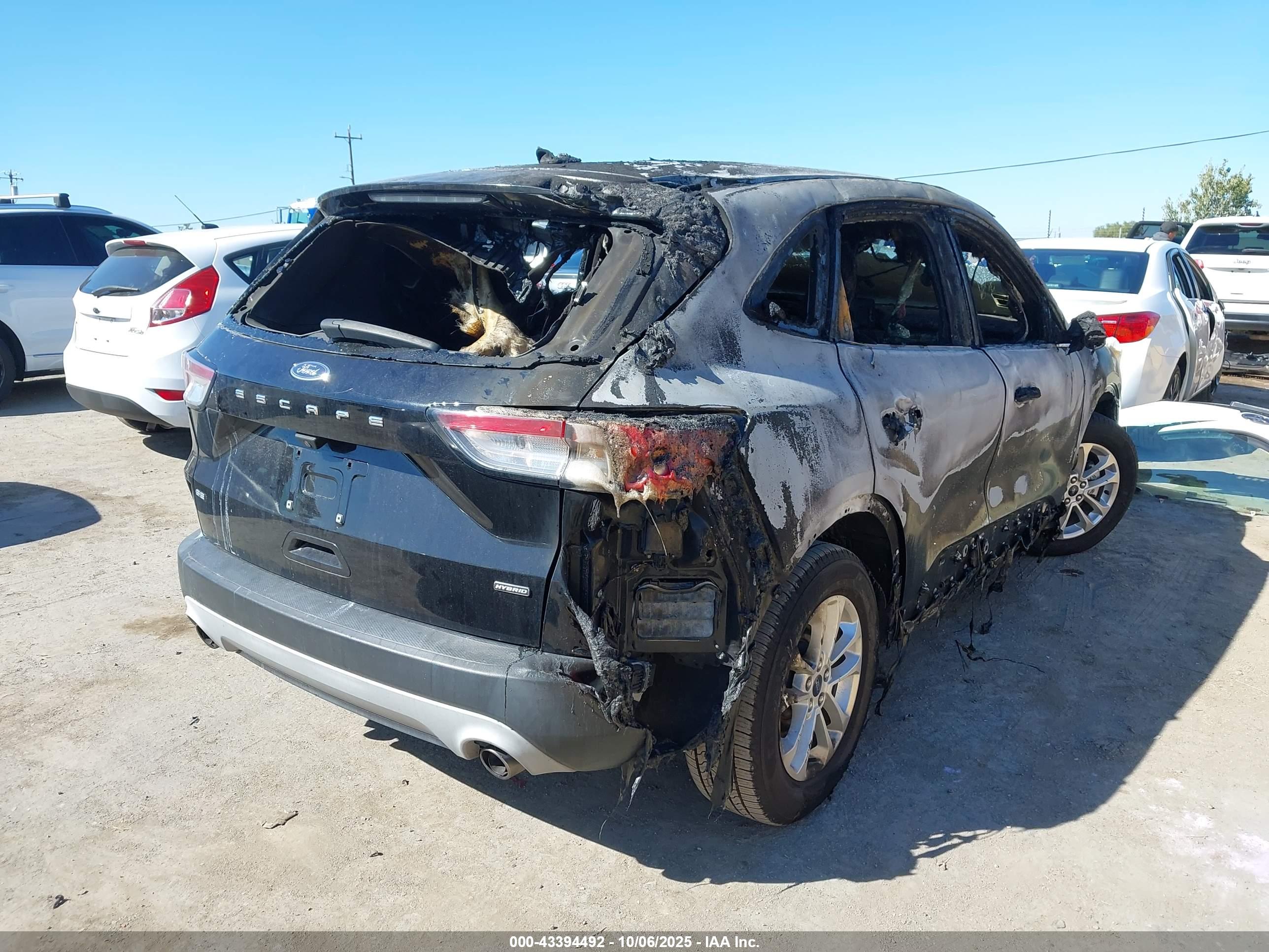 FORD ESCAPE image 4