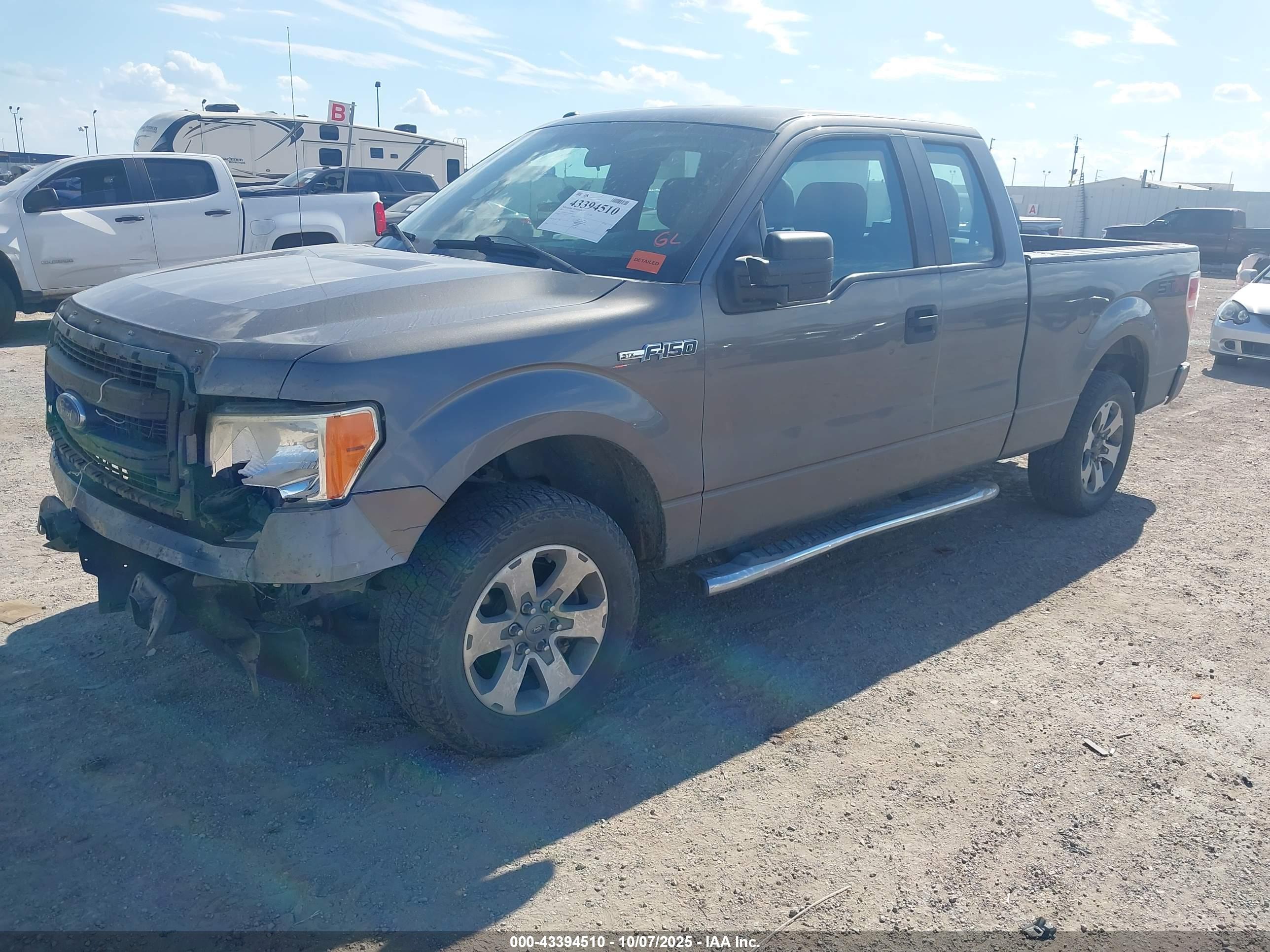 FORD F-150 image 2
