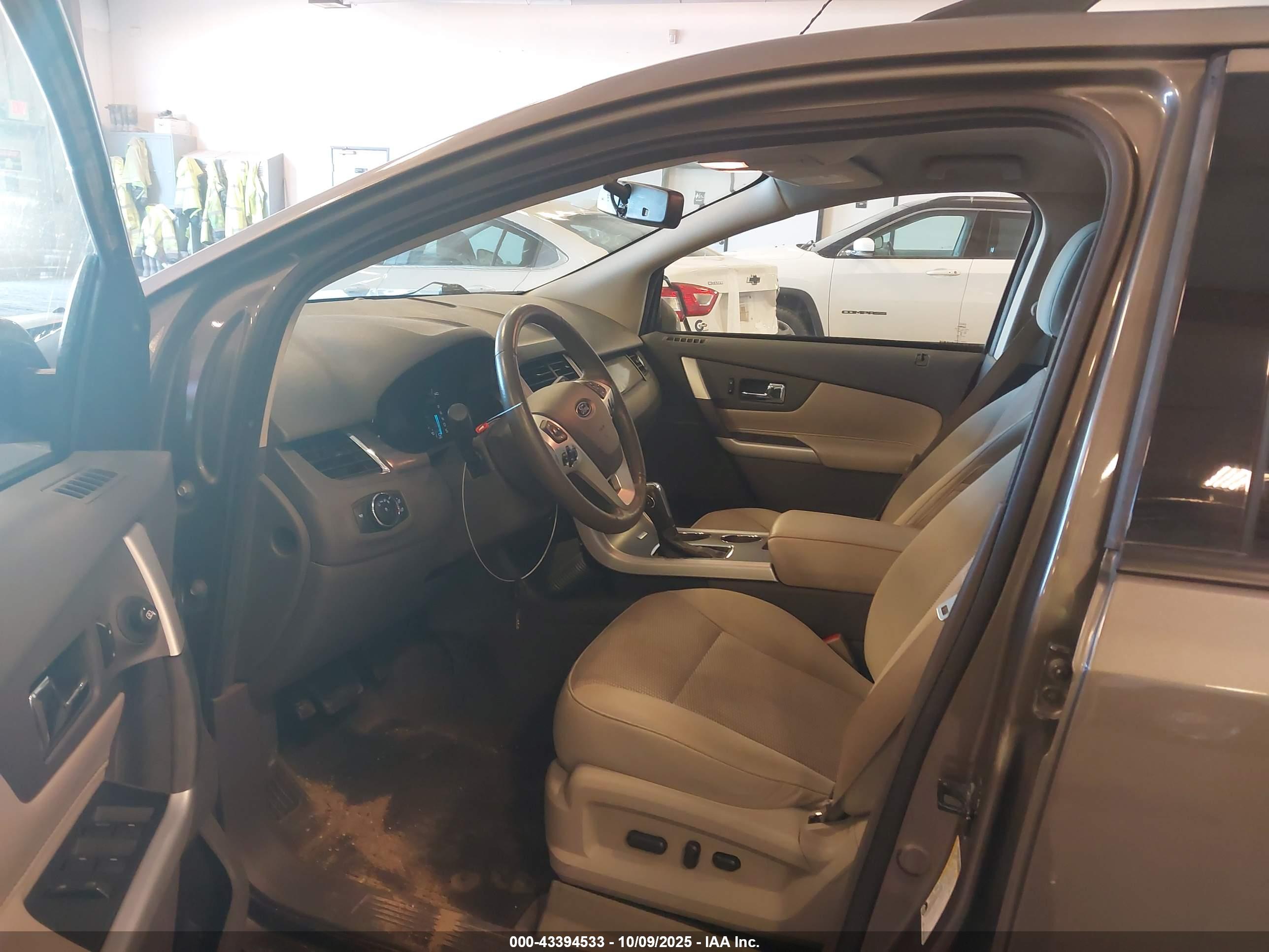 FORD EDGE image 5