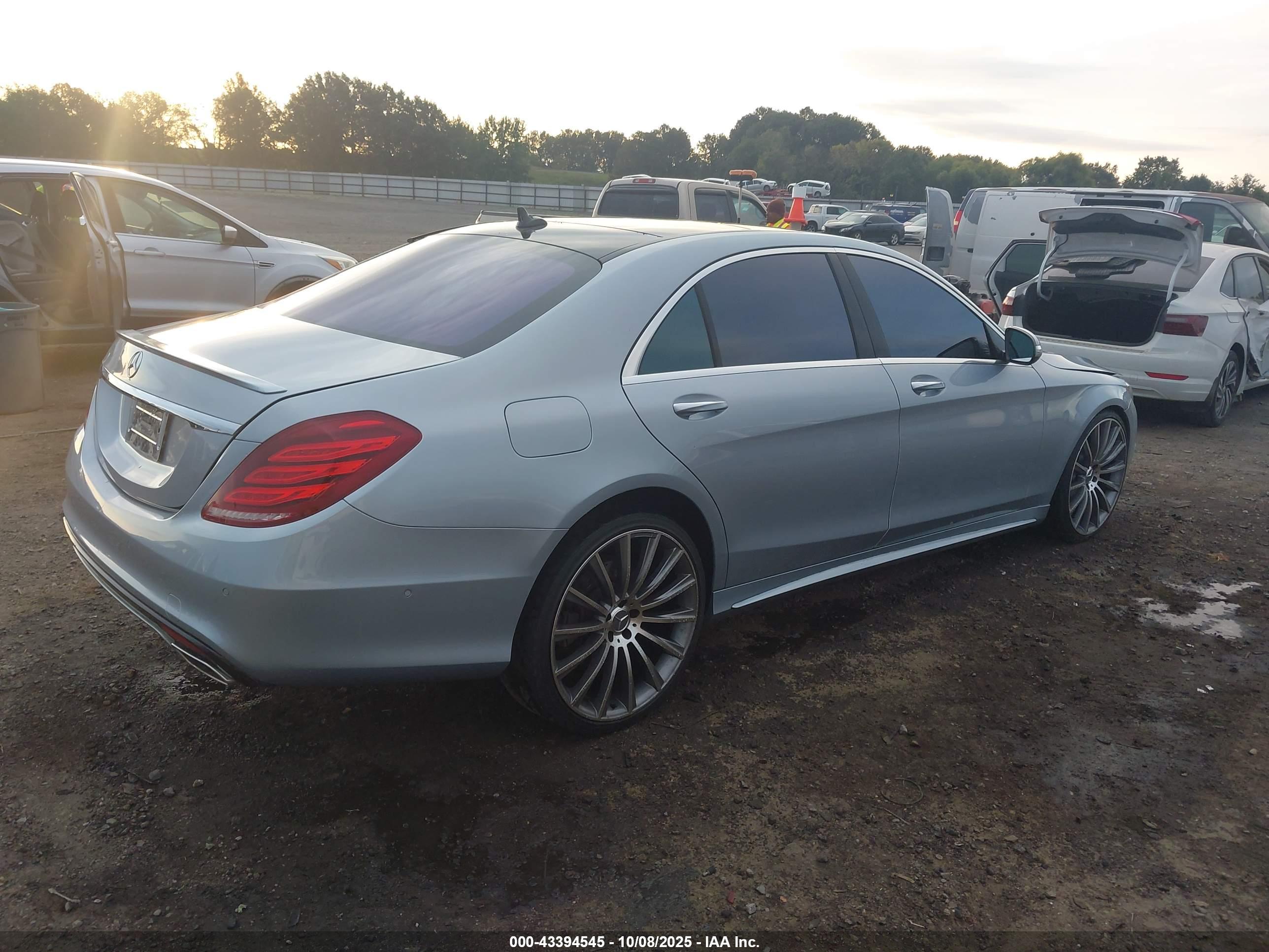 MERCEDES-BENZ S image 4