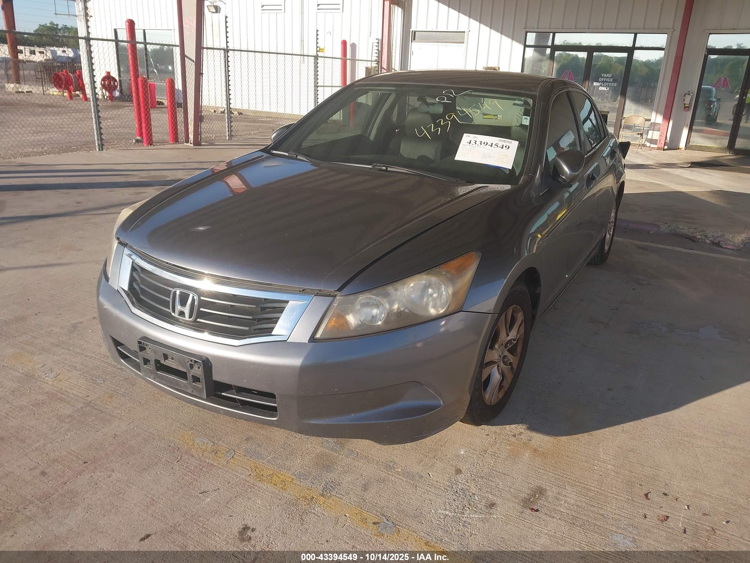 HONDA ACCORD image 2