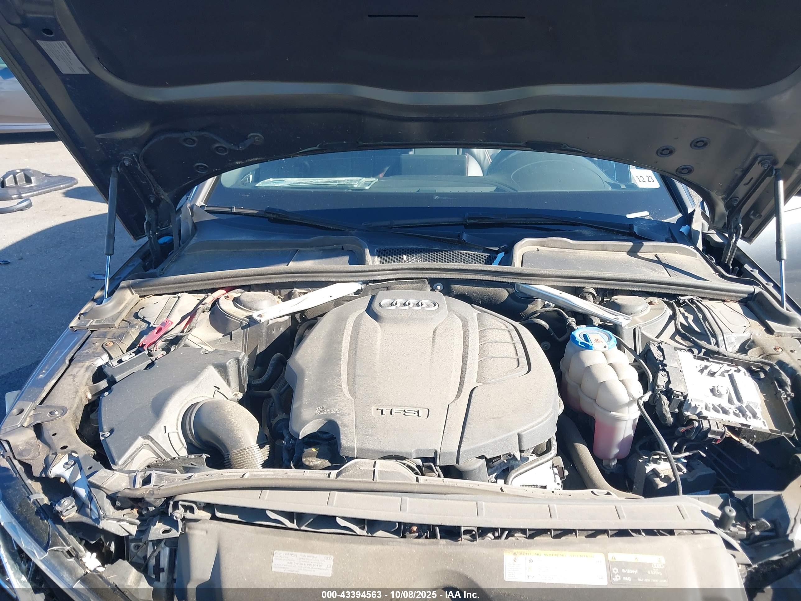 AUDI A4 image 10