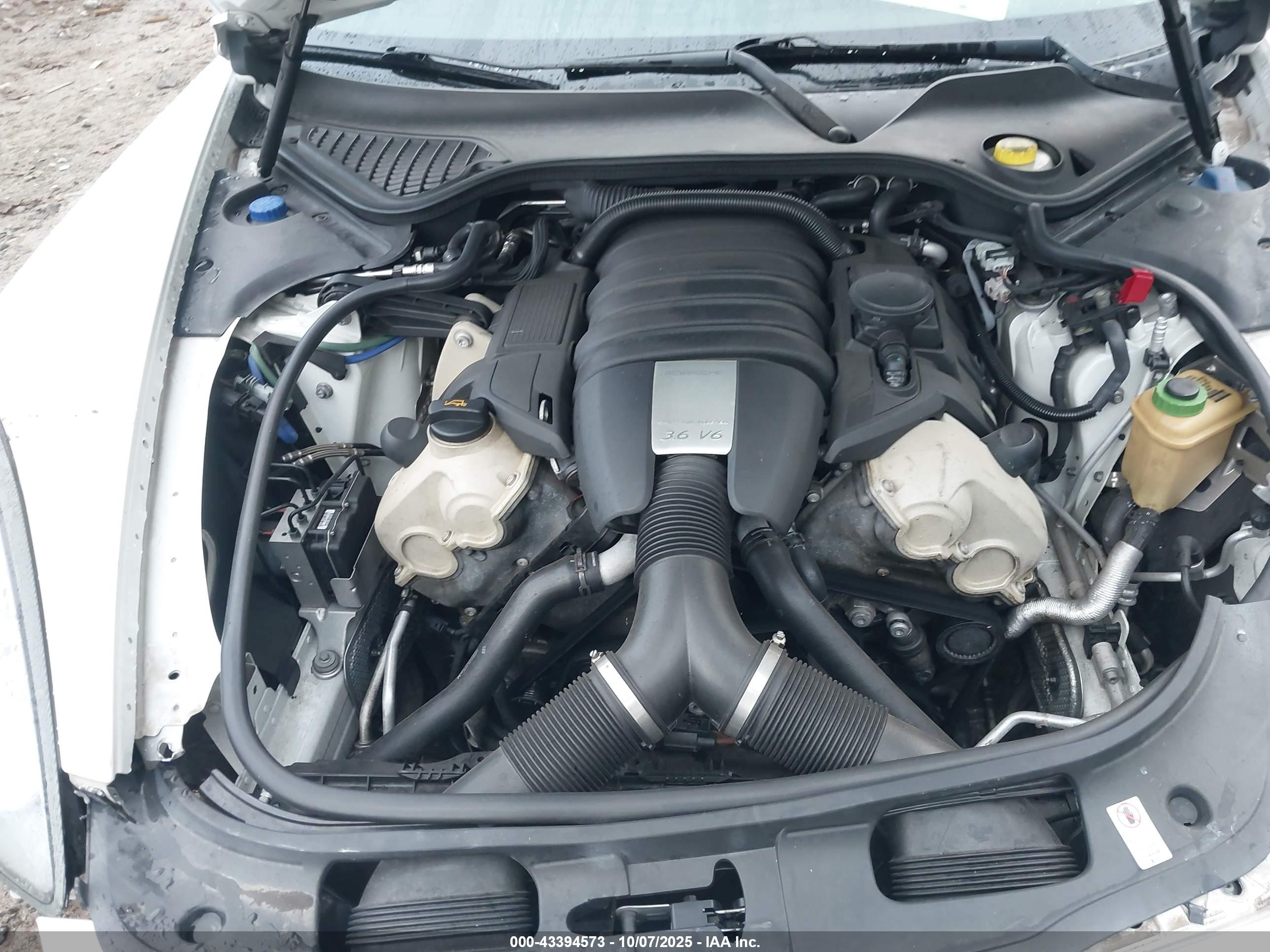 PORSCHE PANAMERA image 10