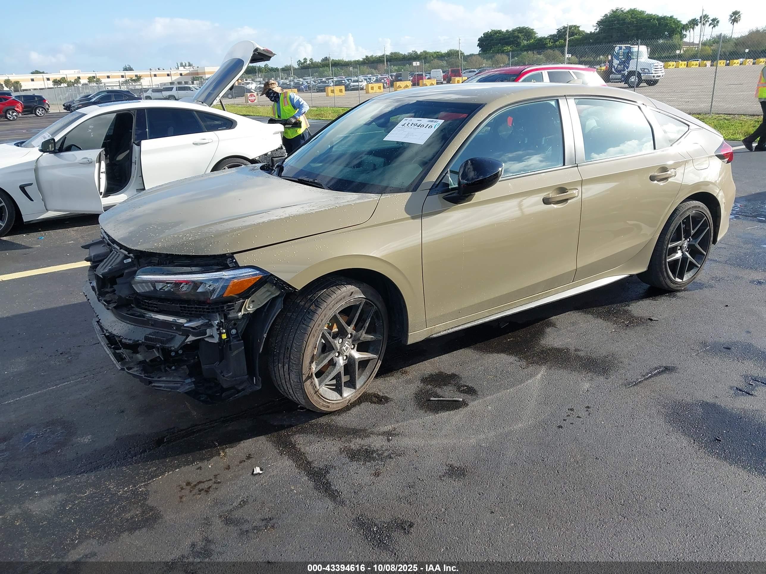 HONDA CIVIC image 2