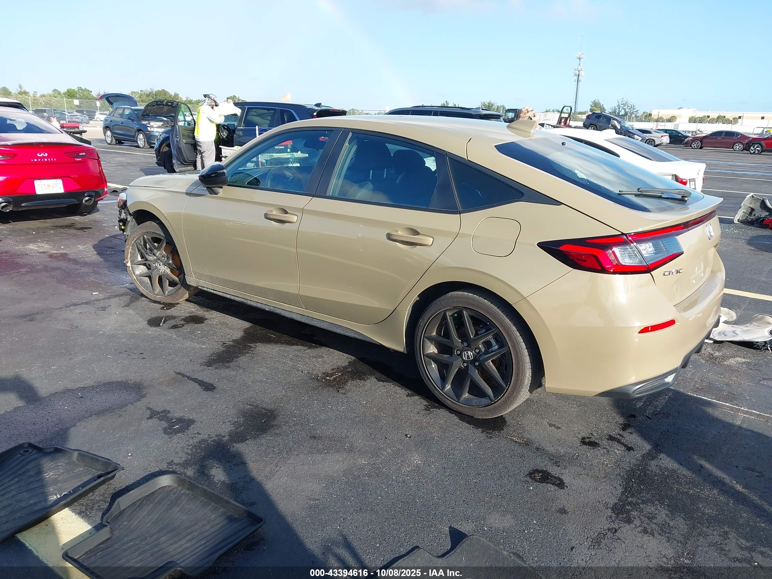 HONDA CIVIC image 3