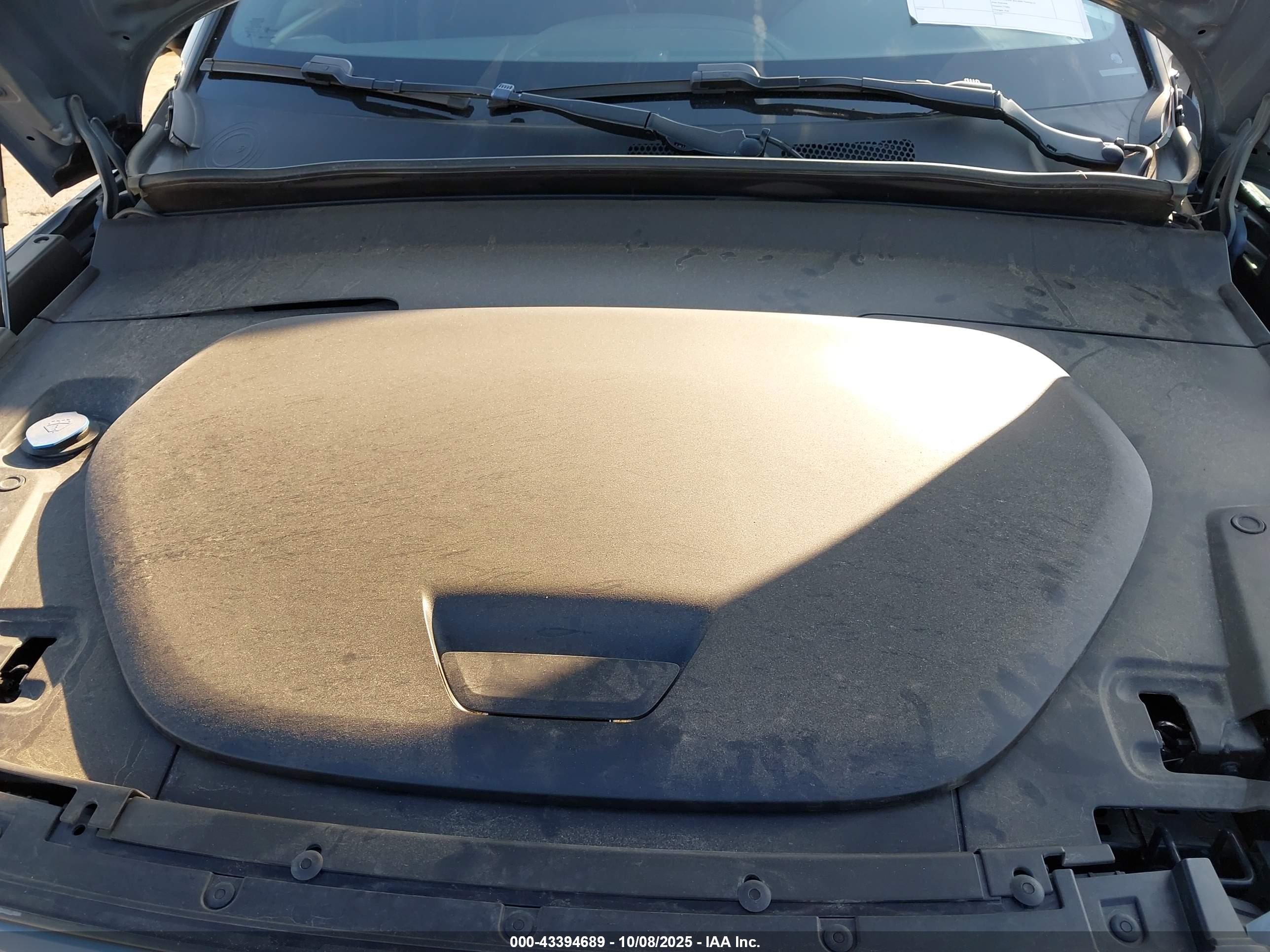VOLVO C40 image 10