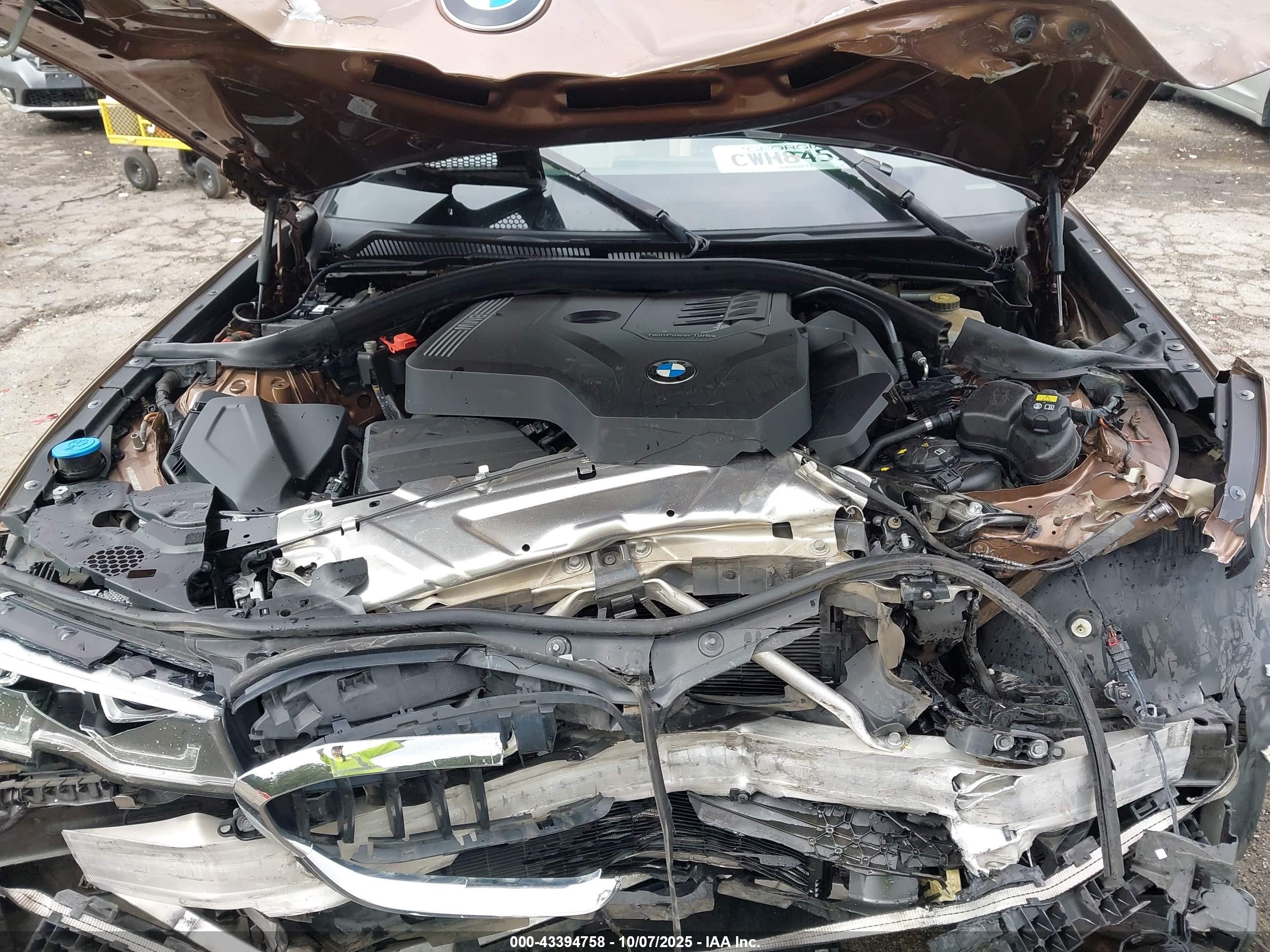 BMW 330I image 10