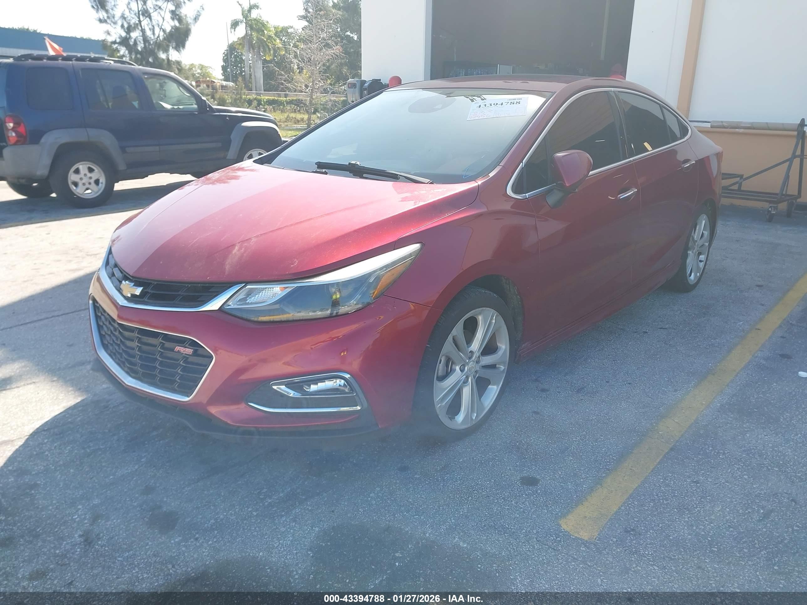 CHEVROLET CRUZE image 2