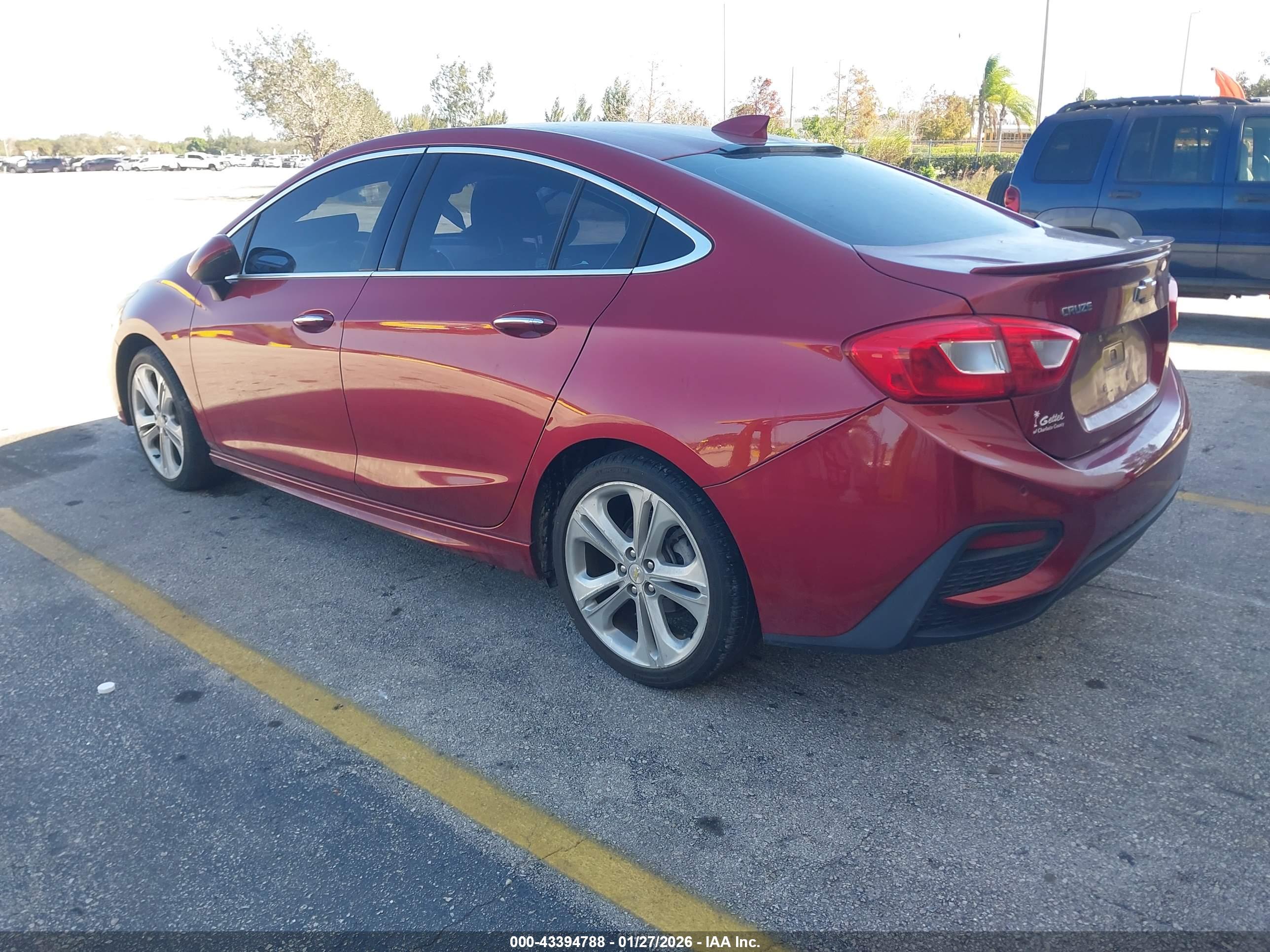 CHEVROLET CRUZE image 3