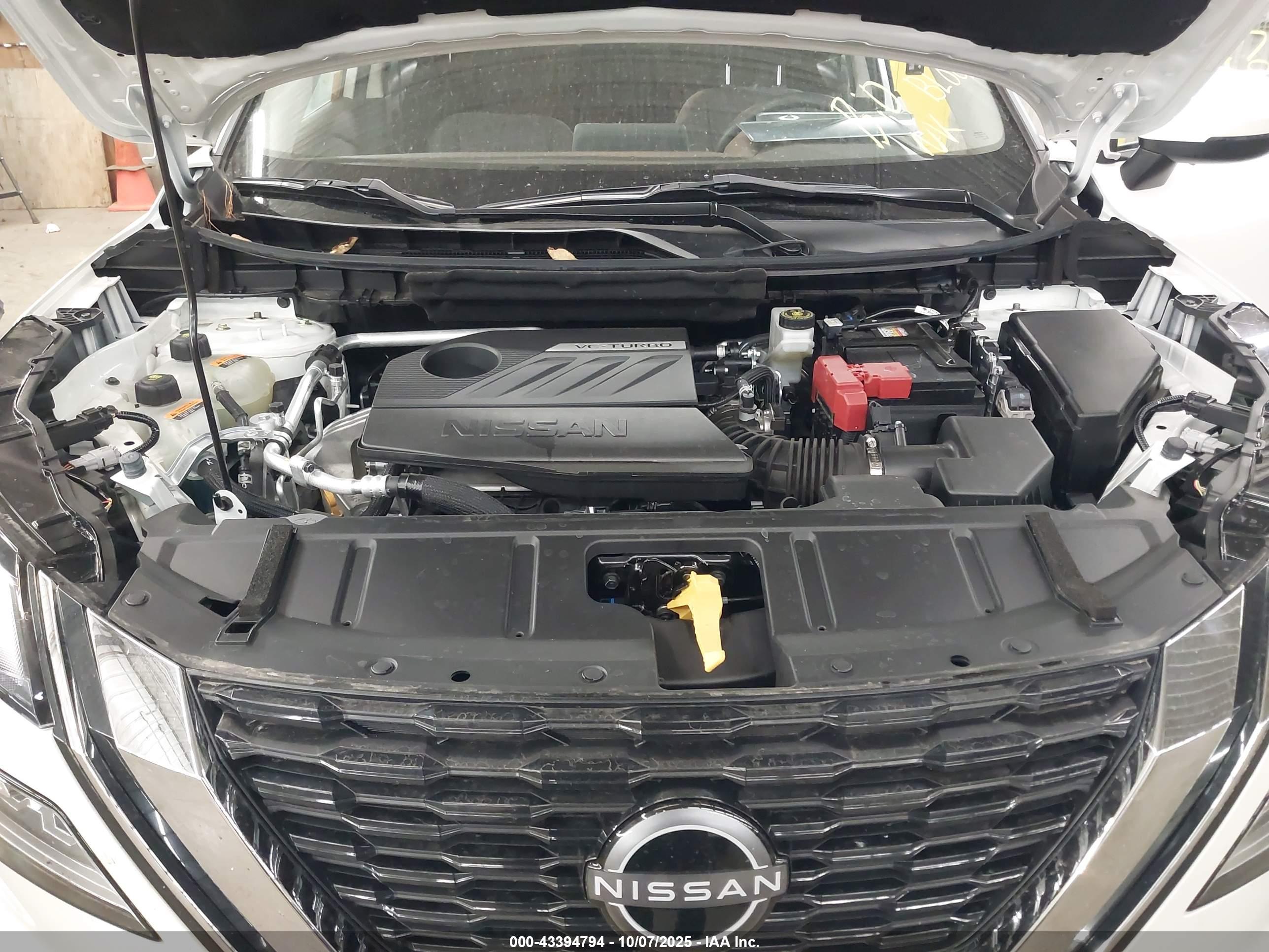 NISSAN ROGUE image 10