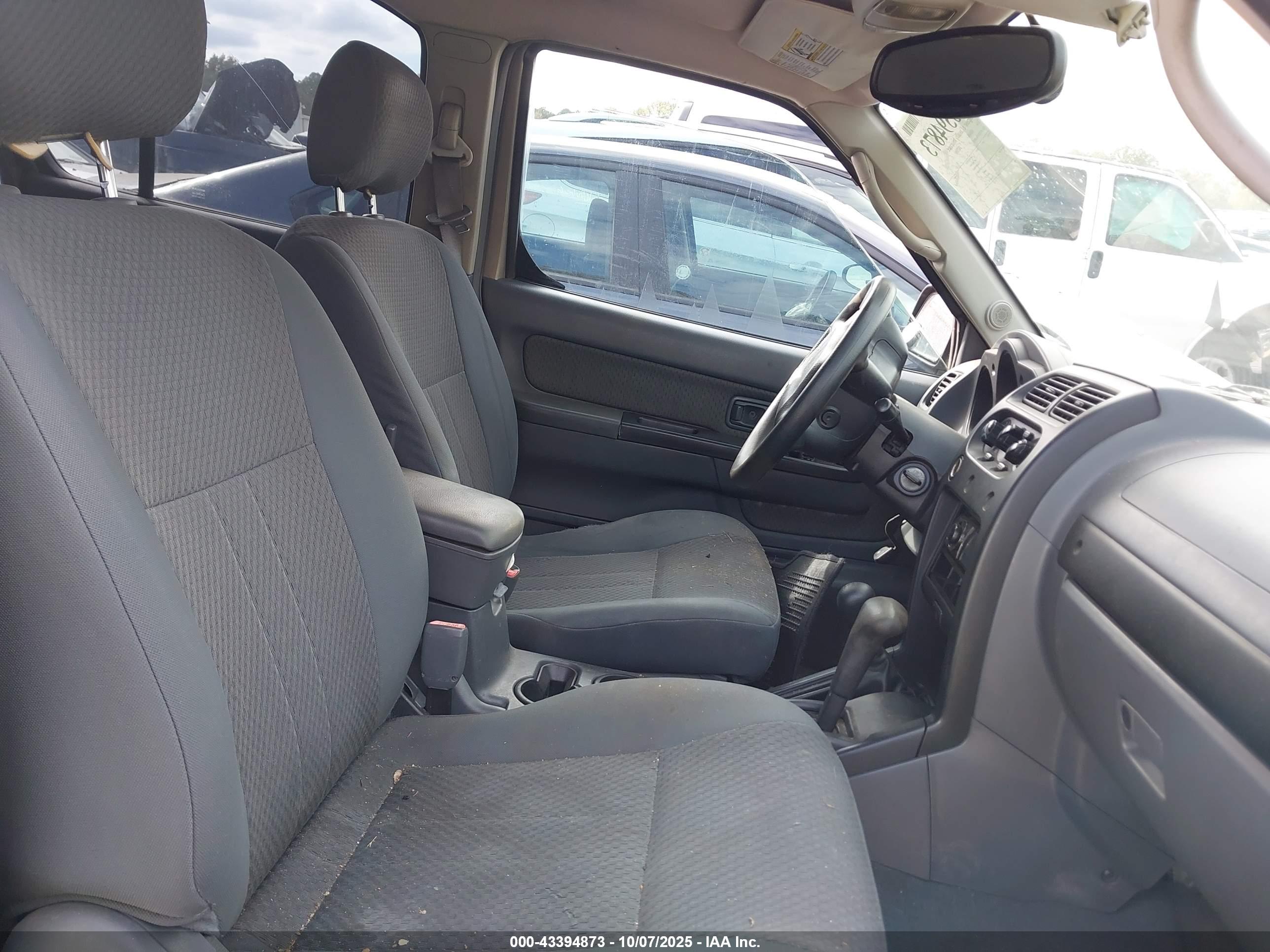 NISSAN XTERRA image 5