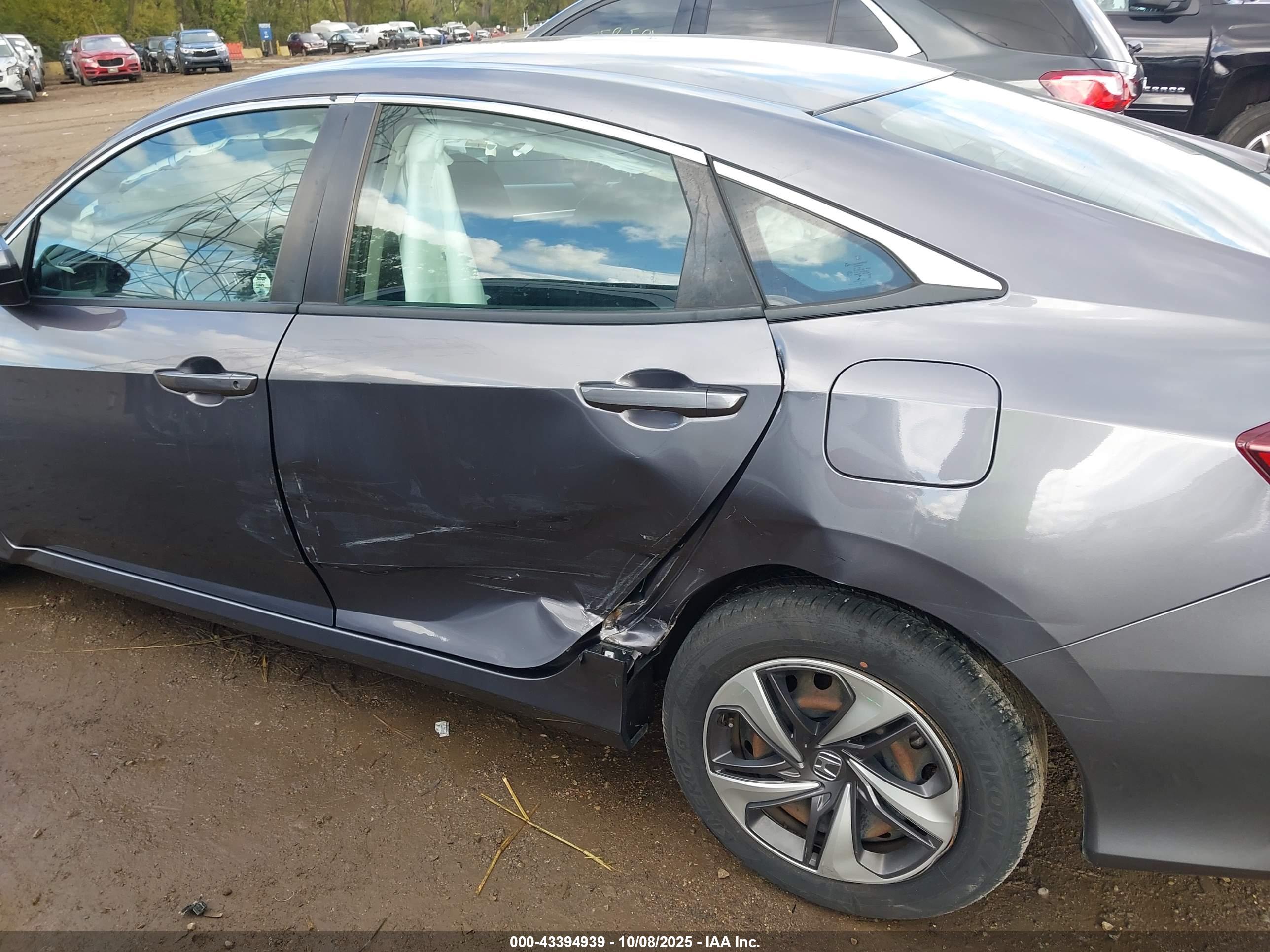 HONDA CIVIC image 6