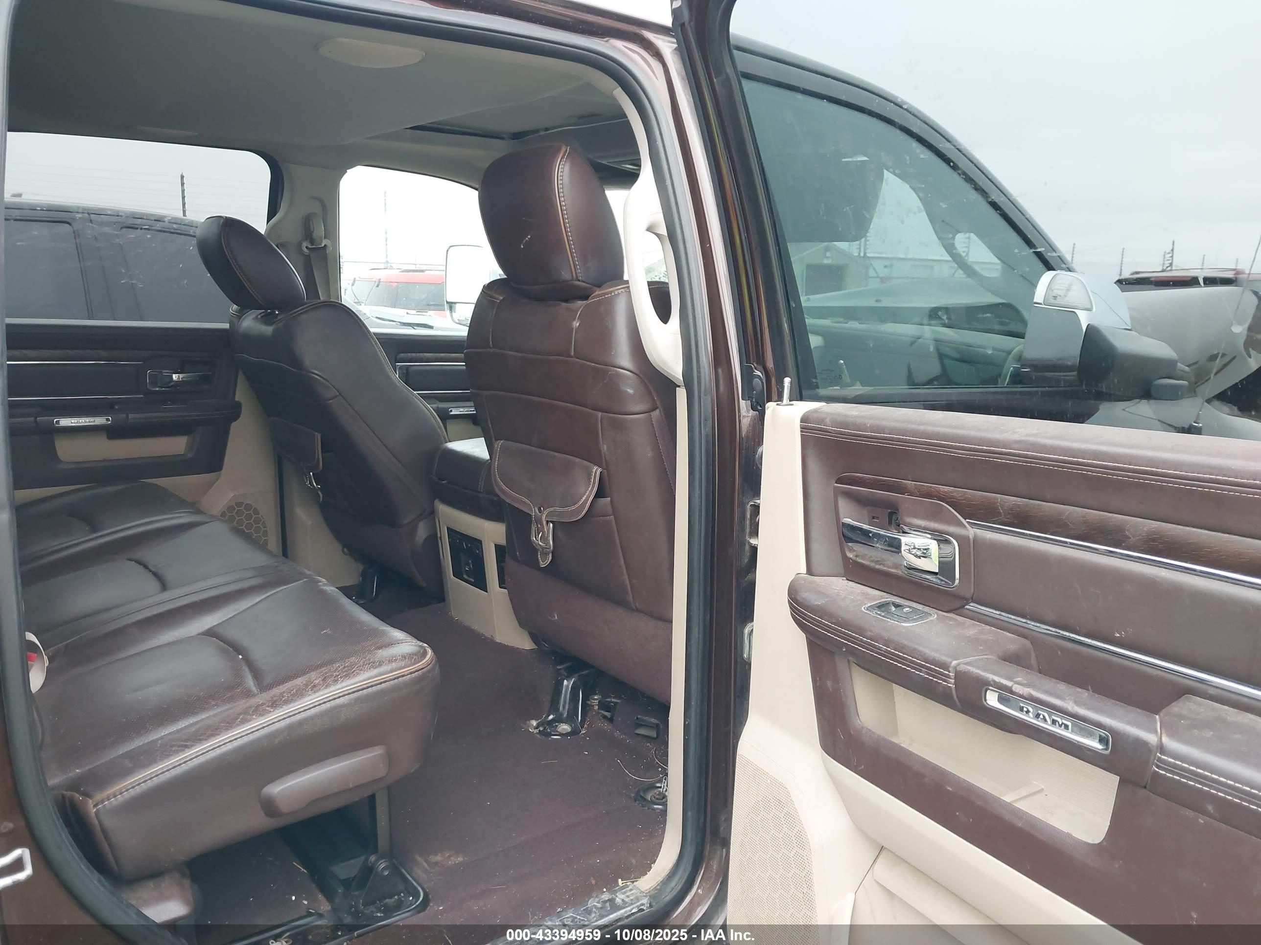 RAM 2500 image 8