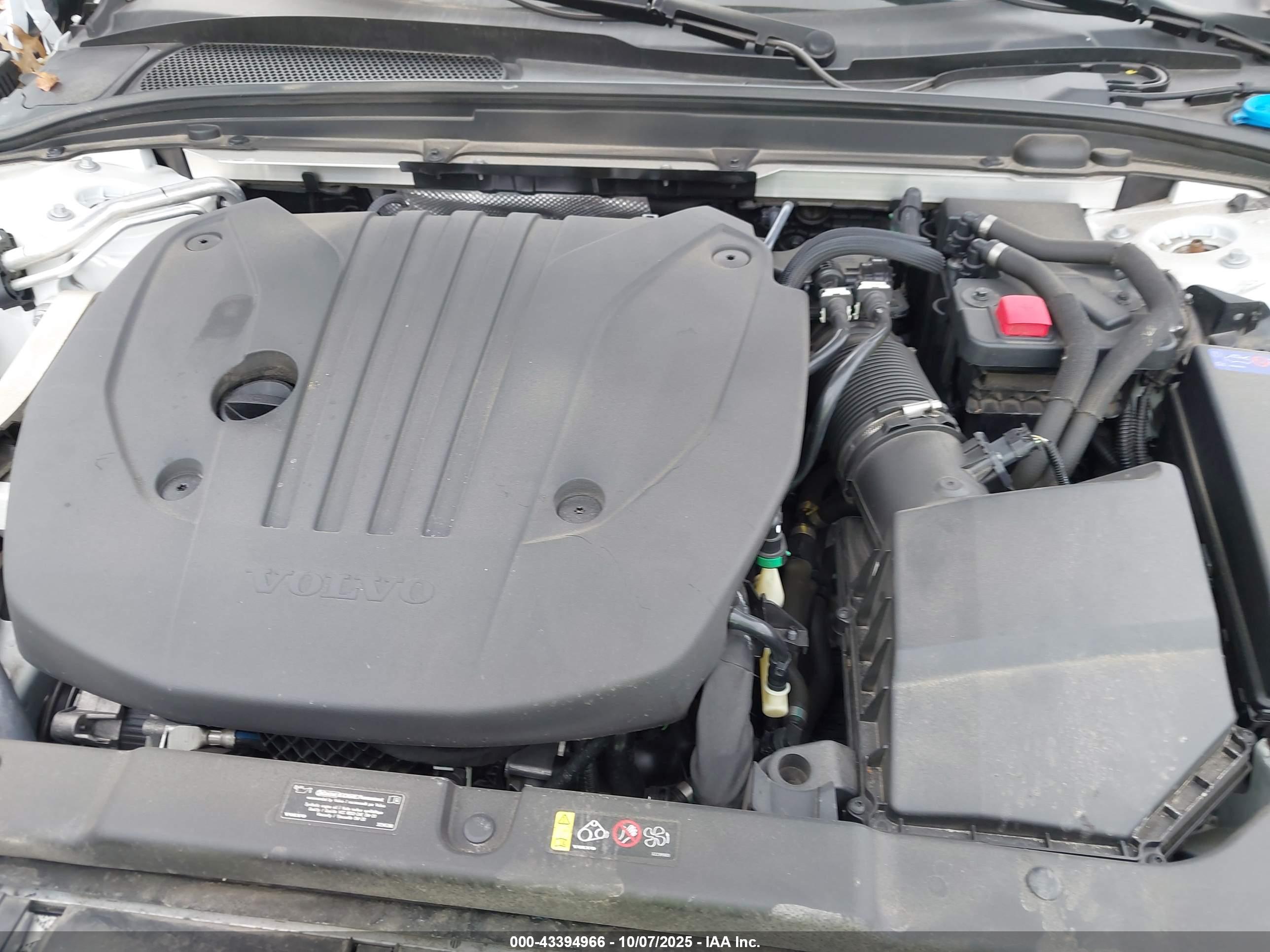 VOLVO S60 image 10