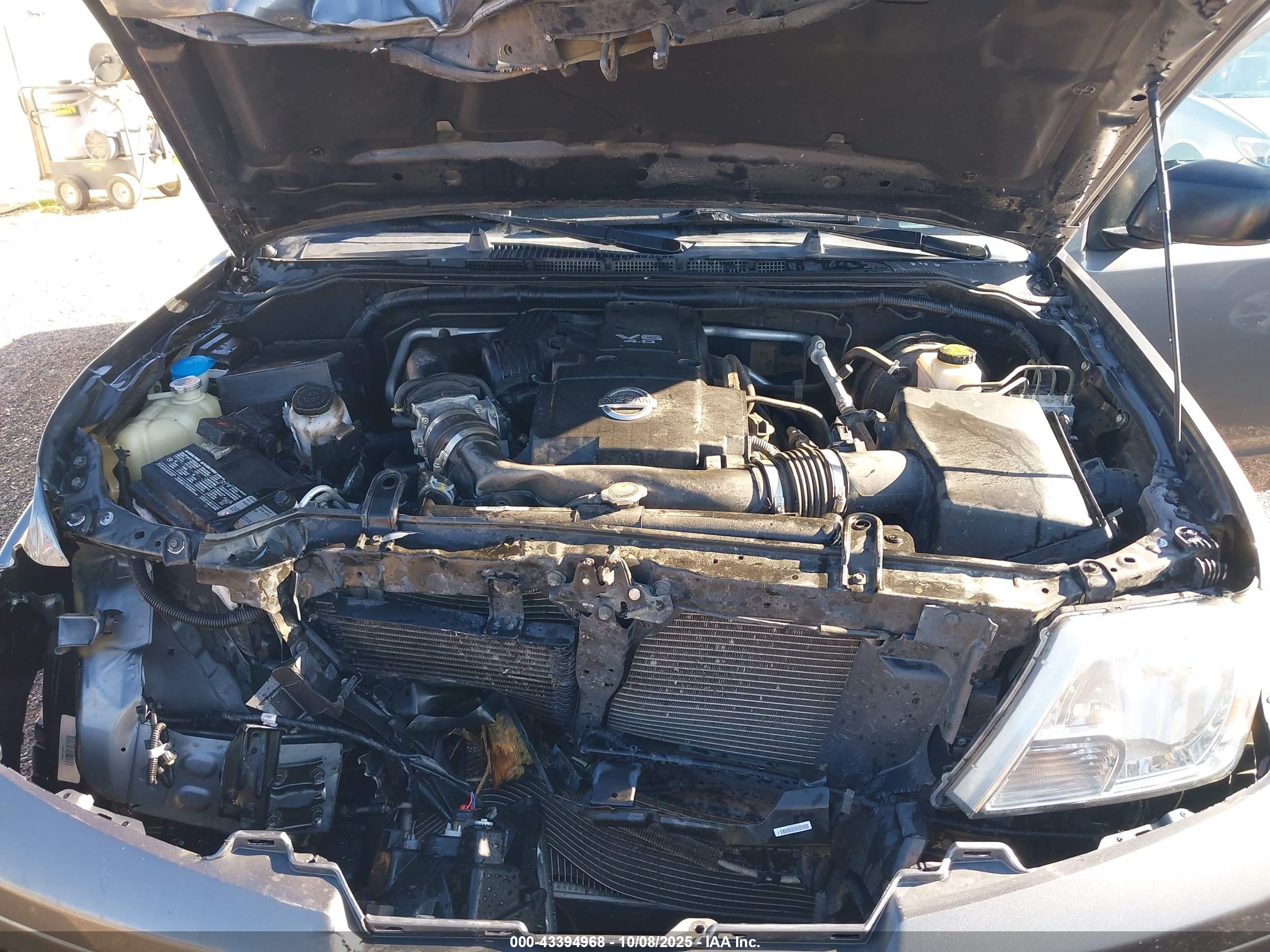 NISSAN FRONTIER image 10