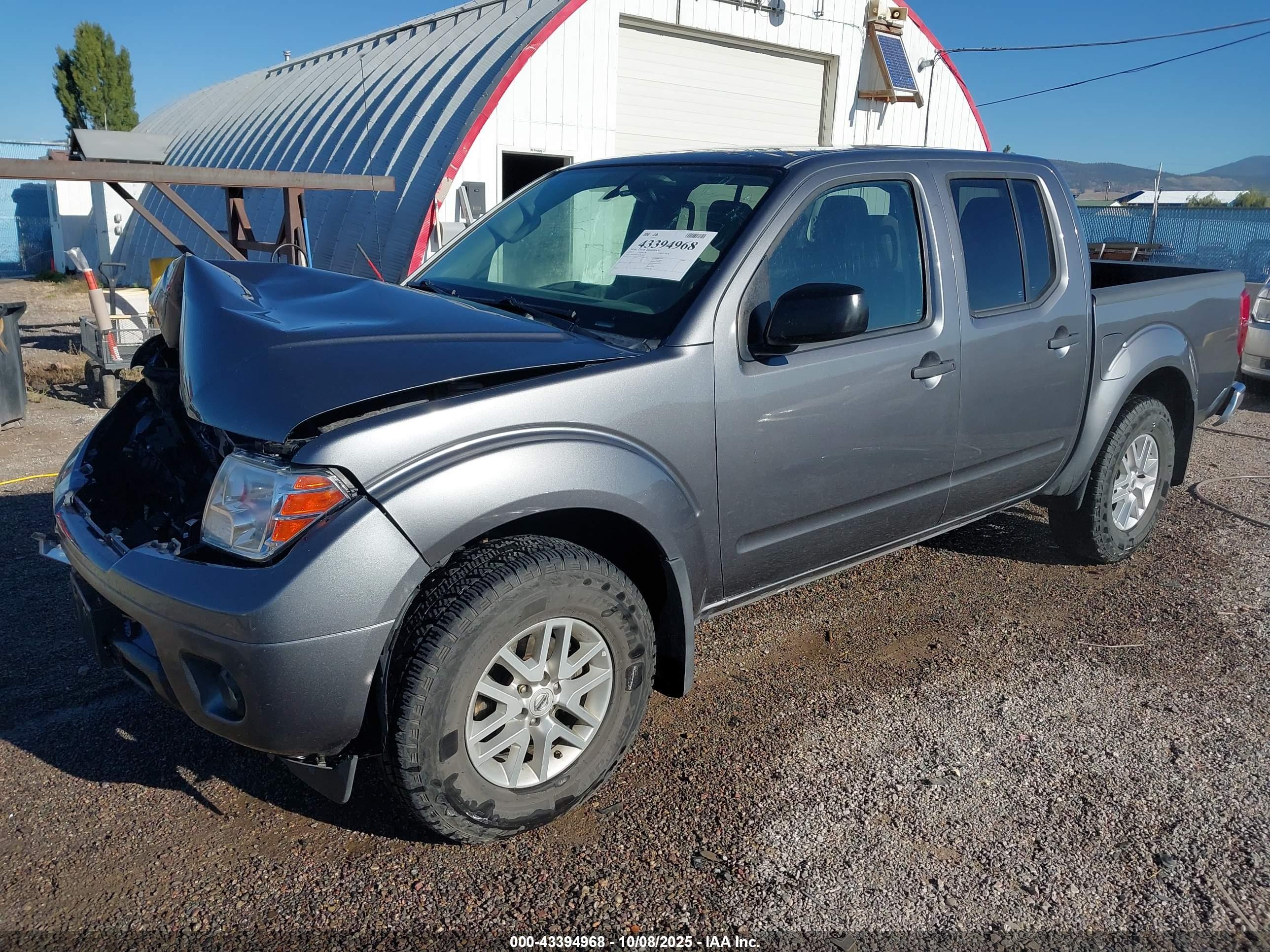 NISSAN FRONTIER image 2